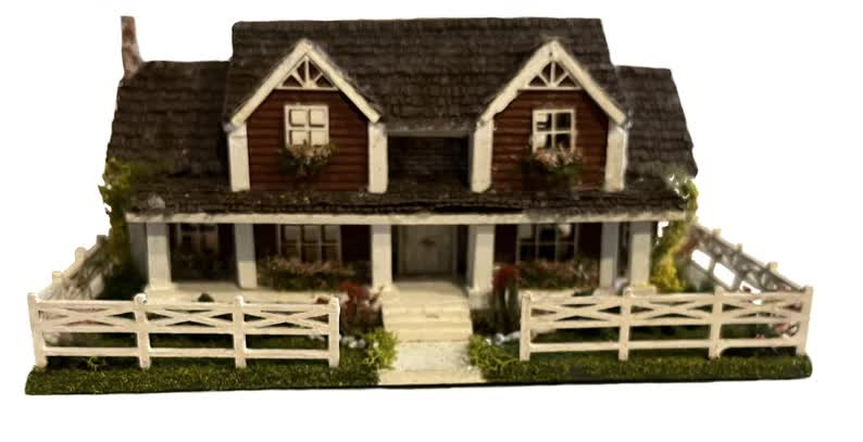 1:144 Scale Dollhouse KIT Tiny Ranch House 6 Room Home Includes Greenery
