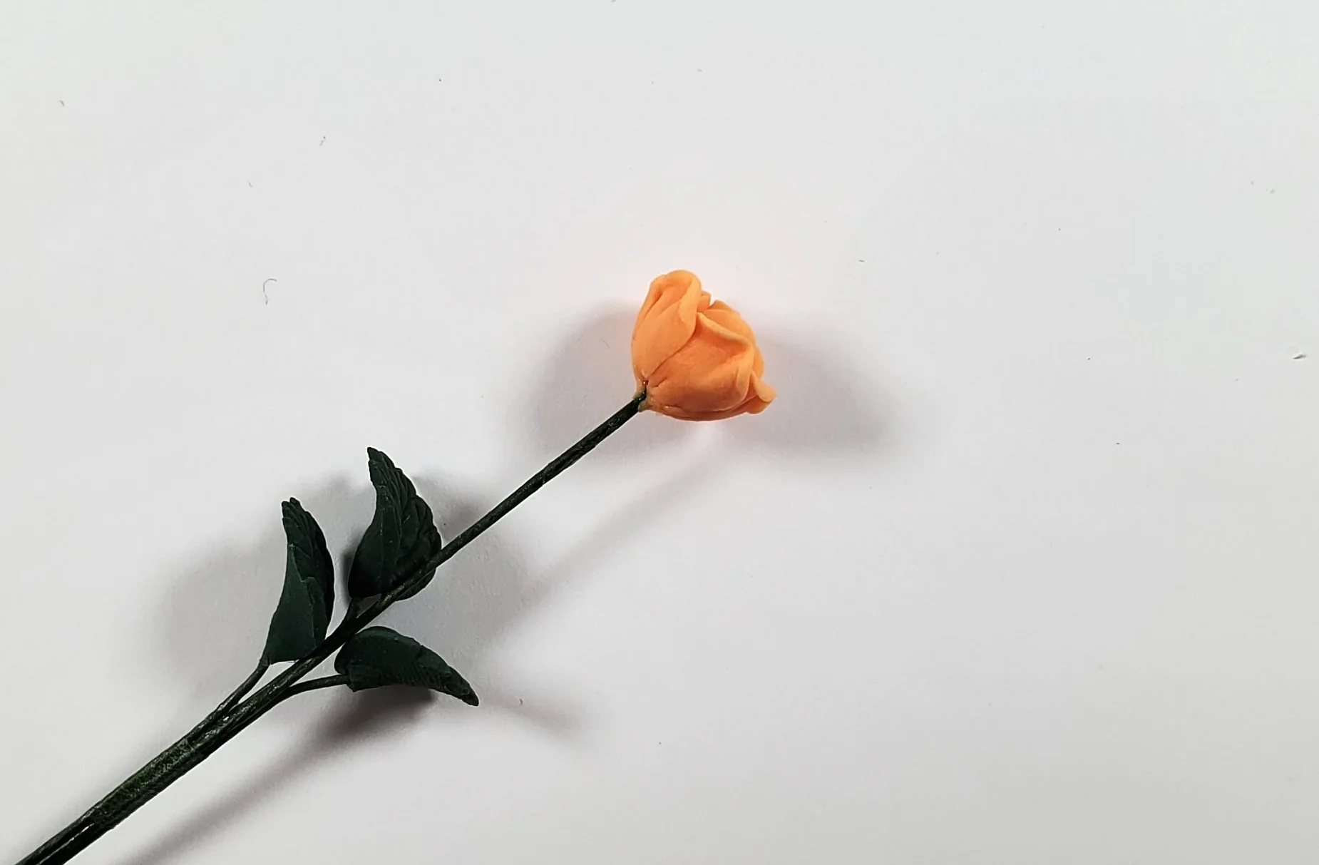 Dollhouse Apricot Rose Single Stem with Foliage 1:12 Scale Miniature - Image 2