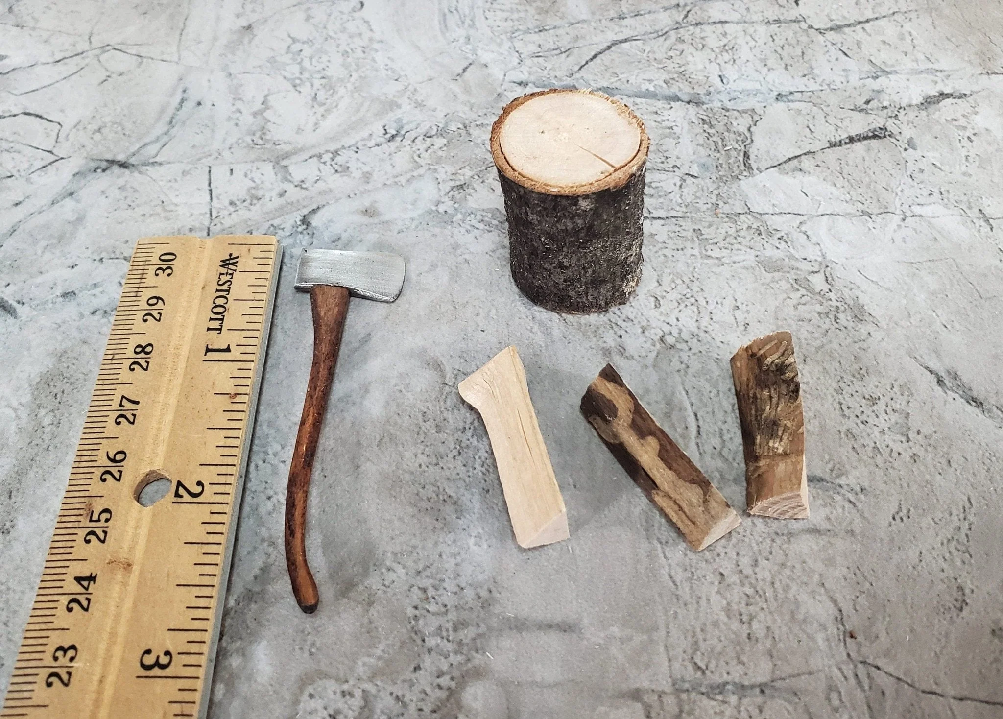Dollhouse Axe Wood Chopping Logs Set Set 1:12 Scale Miniatures by Sir Thomas Thumb - Image 3