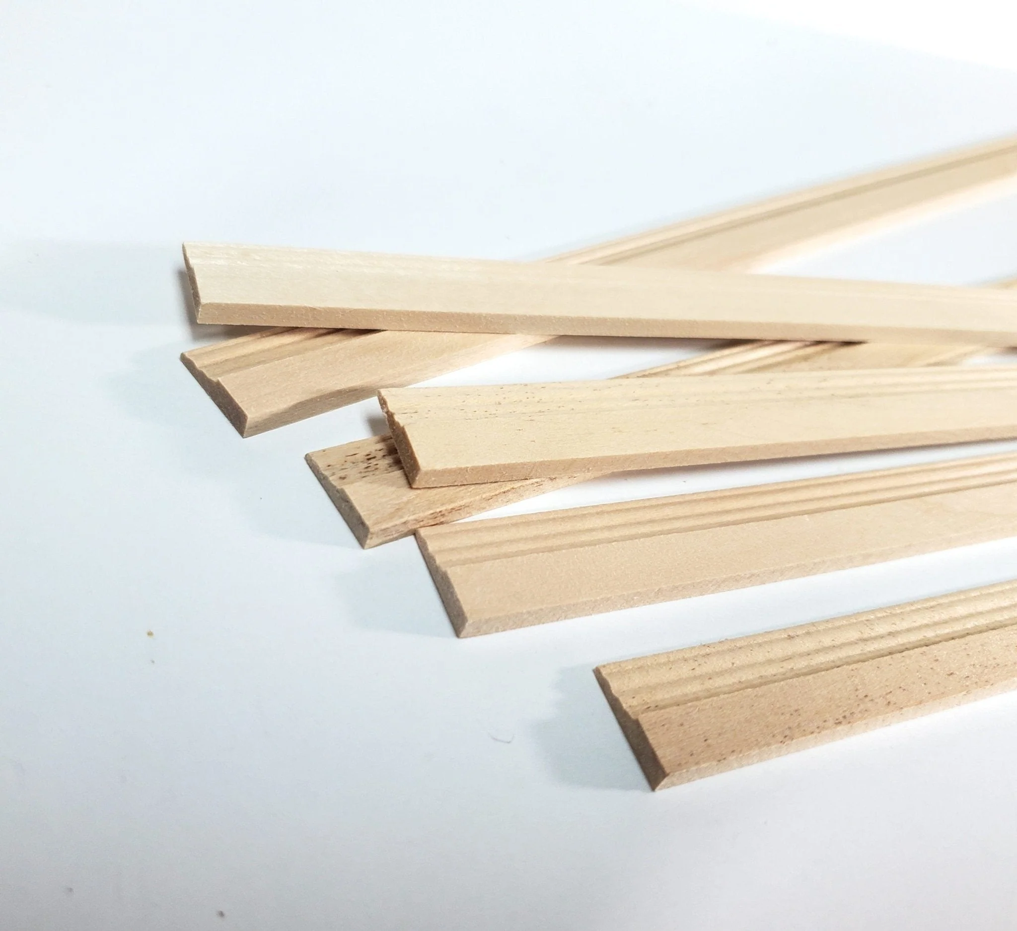 Dollhouse Baseboard Skirting Trim Molding 5/8" wide x 12" long 6 Pieces 1:12 Scale 7018 - Image 3