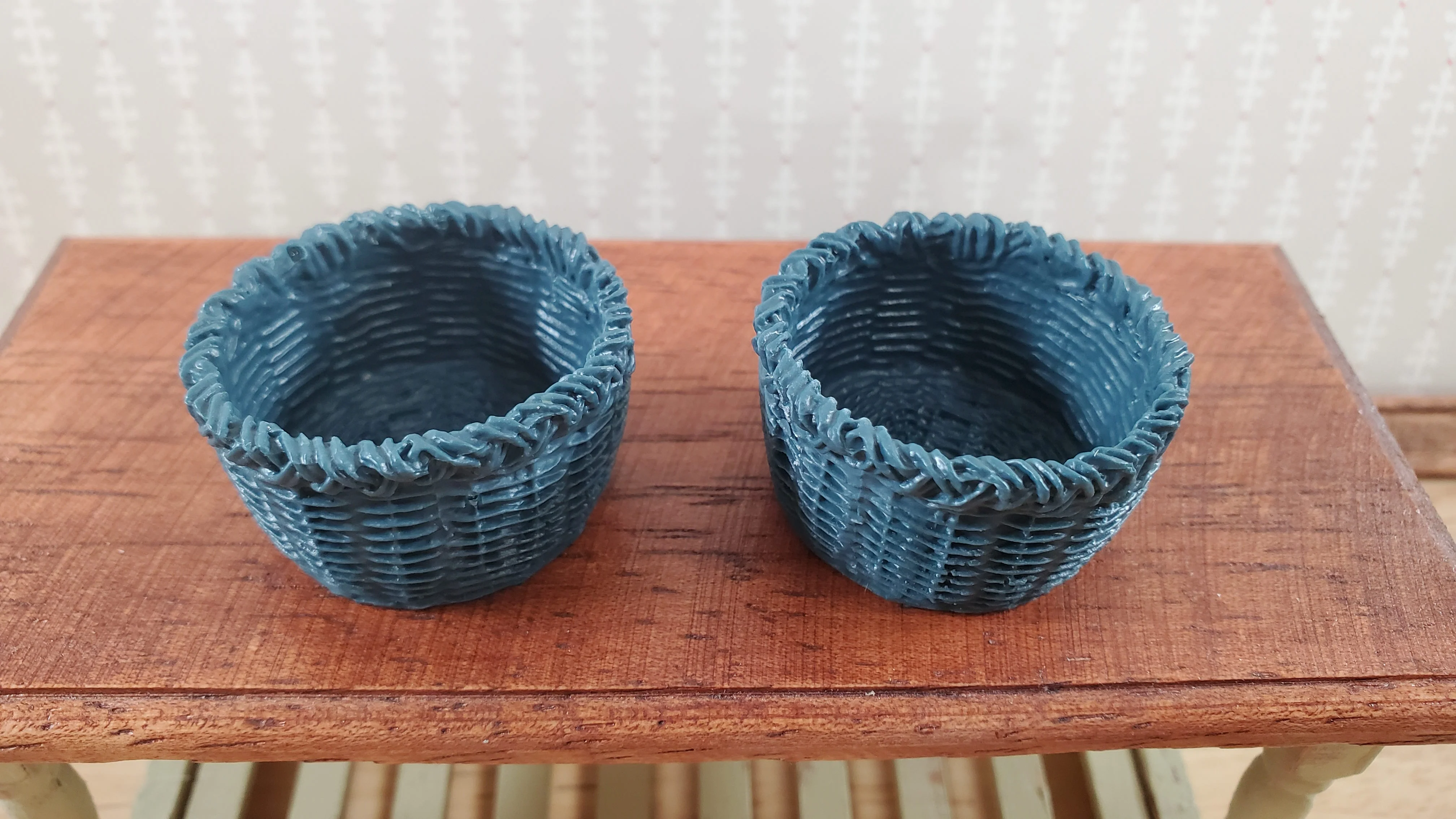 Dollhouse Baskets Set of 2 Large Round Blue Gray Detailed 1:12 Scale Miniature - Image 2