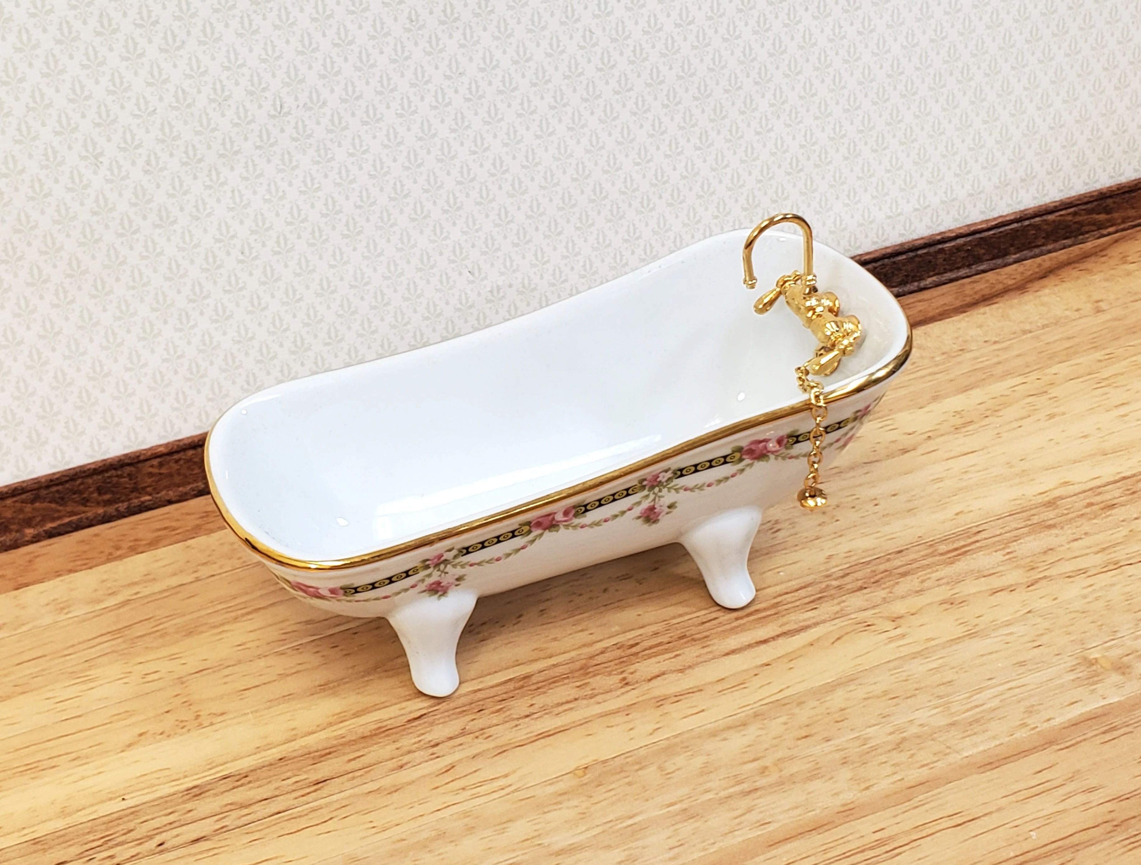 Dollhouse Bath Bathtub Victorian Rose Pattern by Reutter Porcelain 1:12 Scale - Image 2