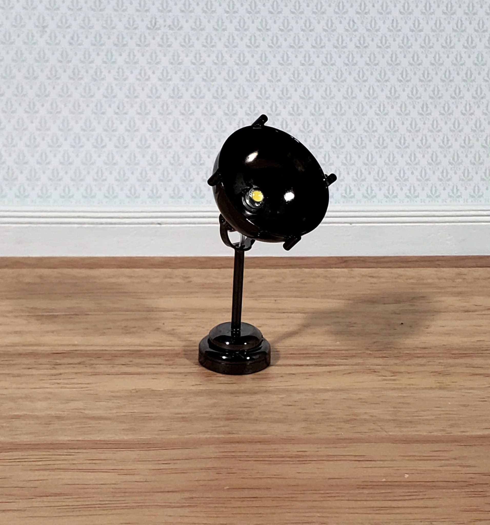 Dollhouse Battery Light Adjustable Industrial Black Chrome Ceiling or Accent 1:12 Scale Miniature - Image 4