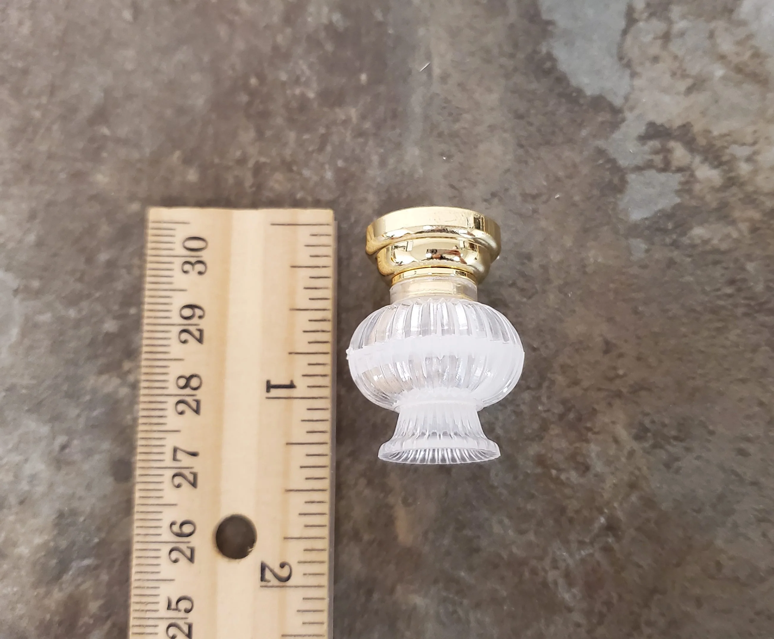 Dollhouse Battery Operated Ceiling Light 1:12 Scale Miniature Houseworks 2336 - Image 3