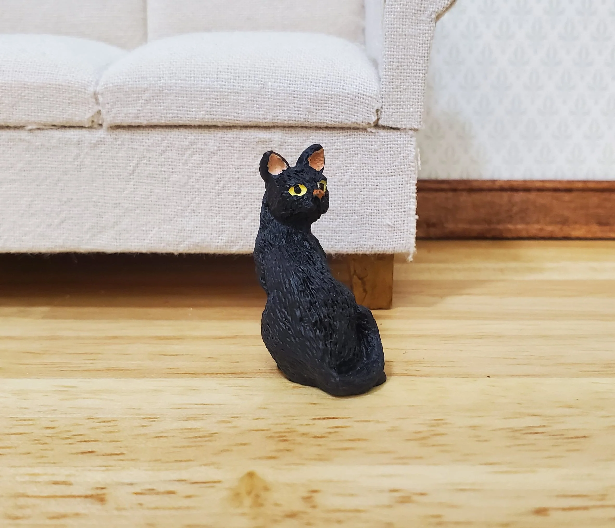 Dollhouse Black Kitty Cat Sitting Looking Back 1:12 Scale Miniature Pet - Image 2