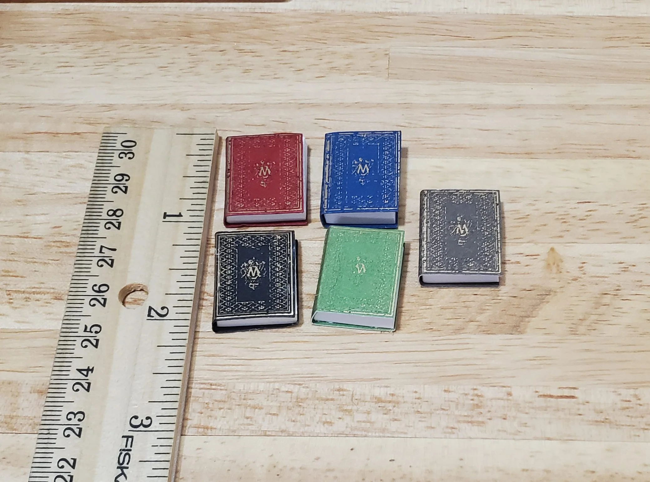 Dollhouse Book Set x5 Desk Reference 1:12 Scale Miniatures (blank inside) - Image 4