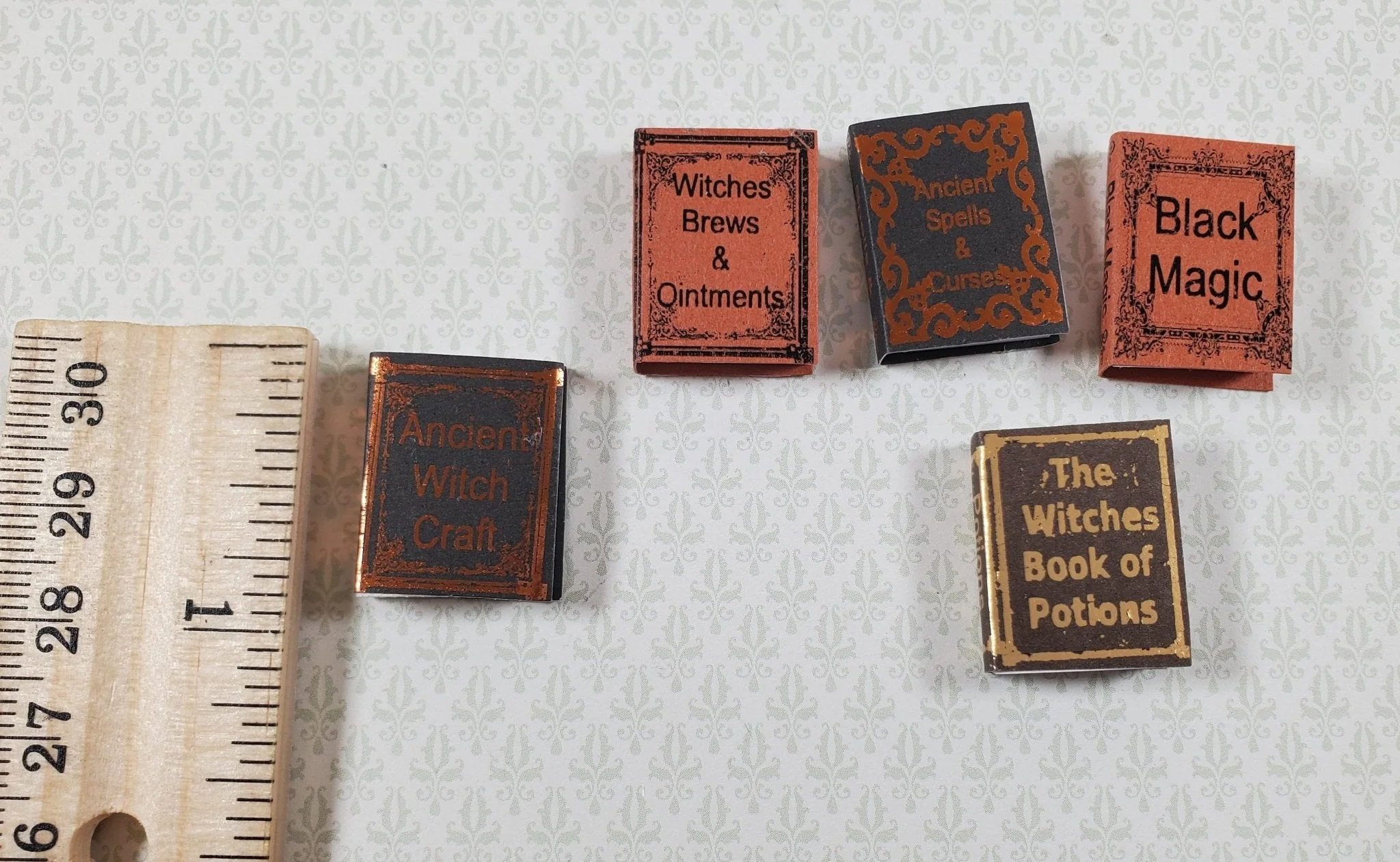 Dollhouse Book Set x5 Witch Reference Vol 1 1:12 Scale Miniatures (blank inside) - Image 5