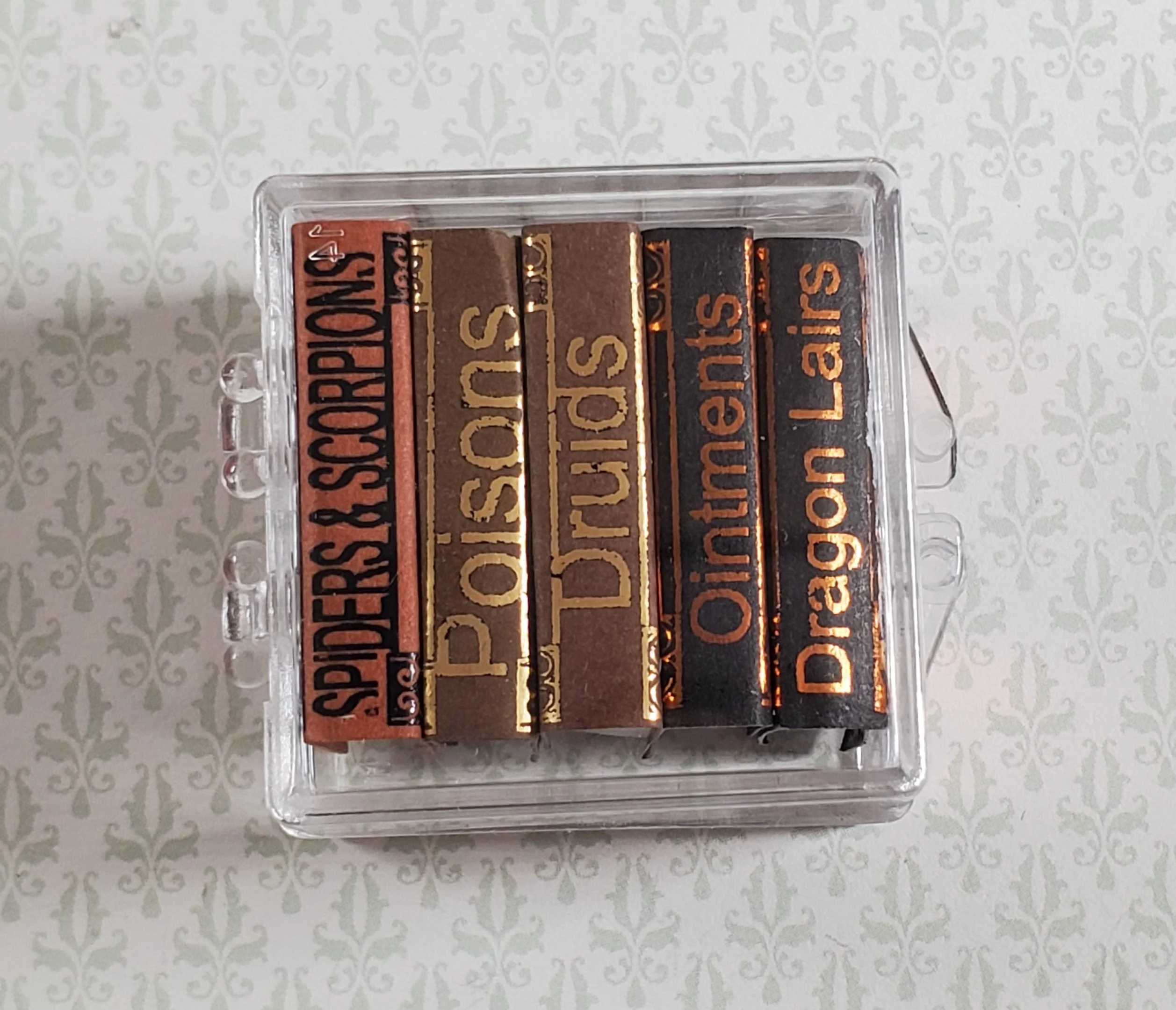Dollhouse Book Set x5 Wizard Reference 1:12 Scale Miniatures (blank inside) - Image 3