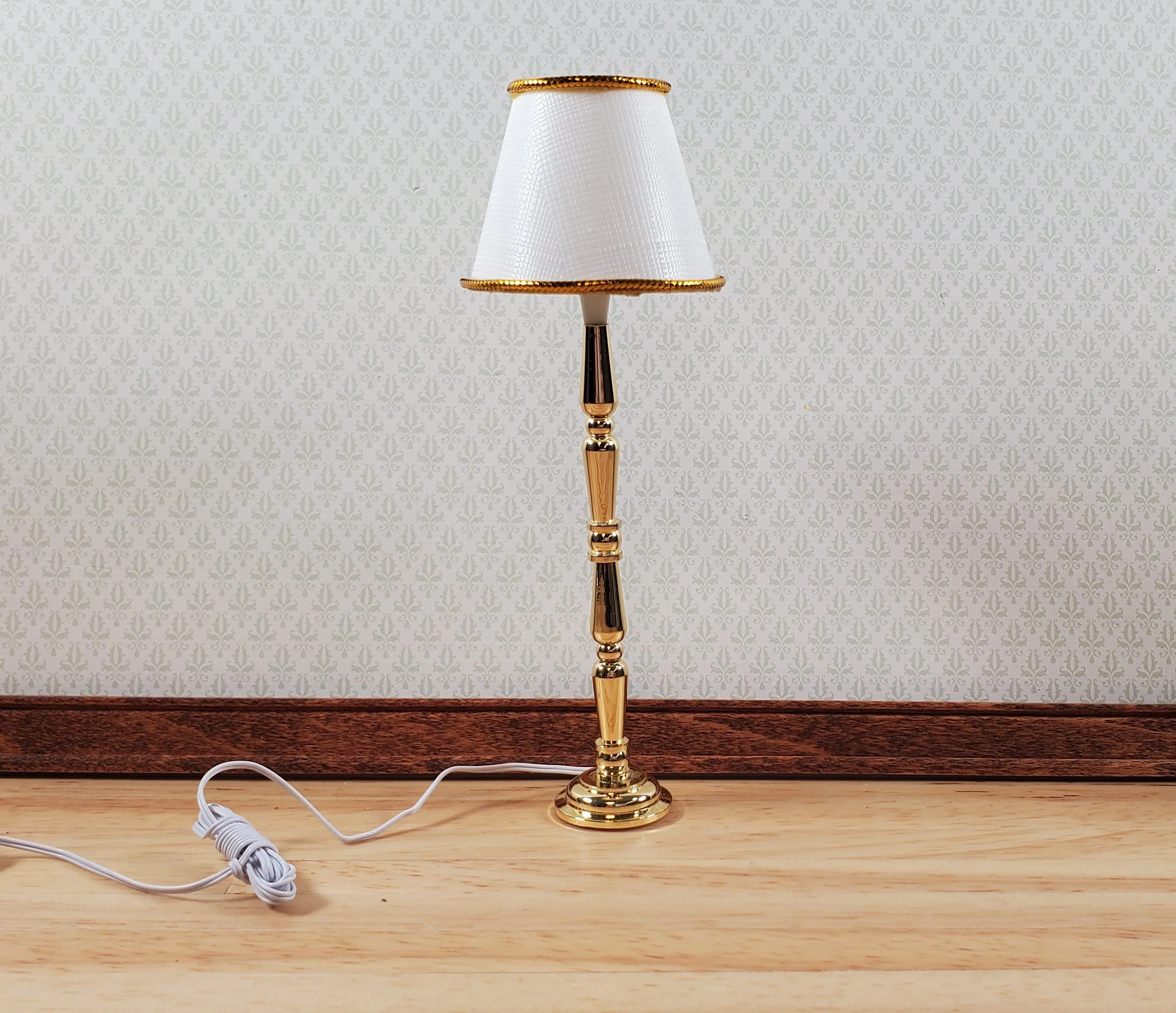 Dollhouse Brass Floor Lamp White Shade 12 Volt with Plug 1:12 Scale HW2718 - Image 2