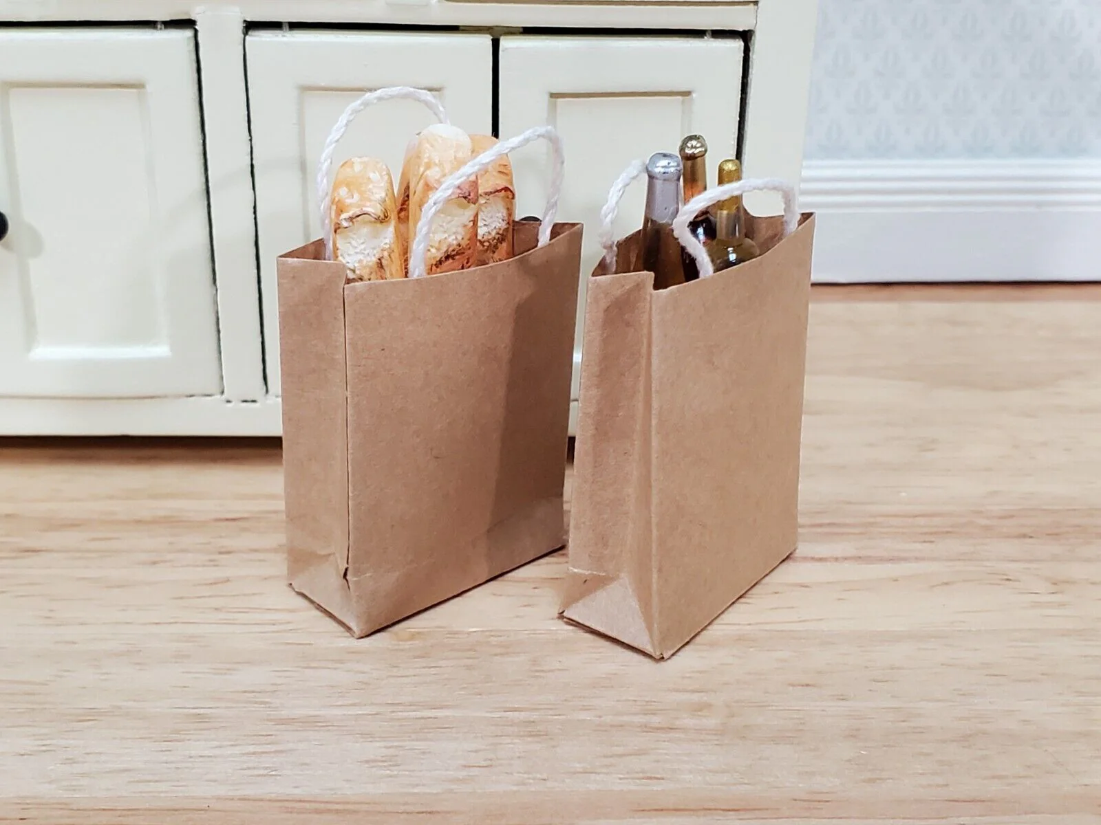 Dollhouse Brown Grocery Bags Shopping Paper Set of 4 1:12 Scale Miniature Decor - Image 3