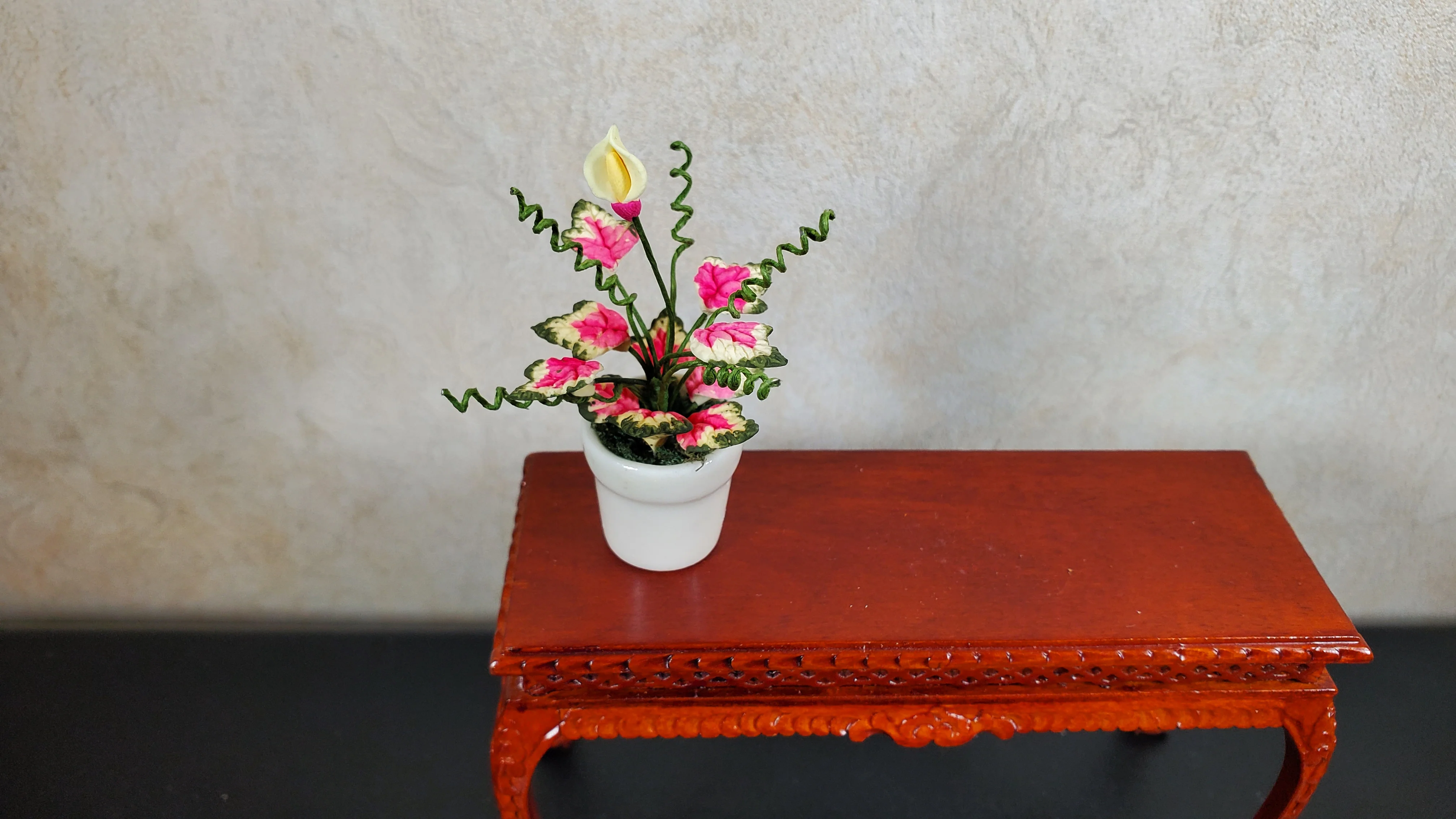 Dollhouse Caladium with Bud Variegated Leaves in White Pot 1:12 Scale Miniature - Image 2