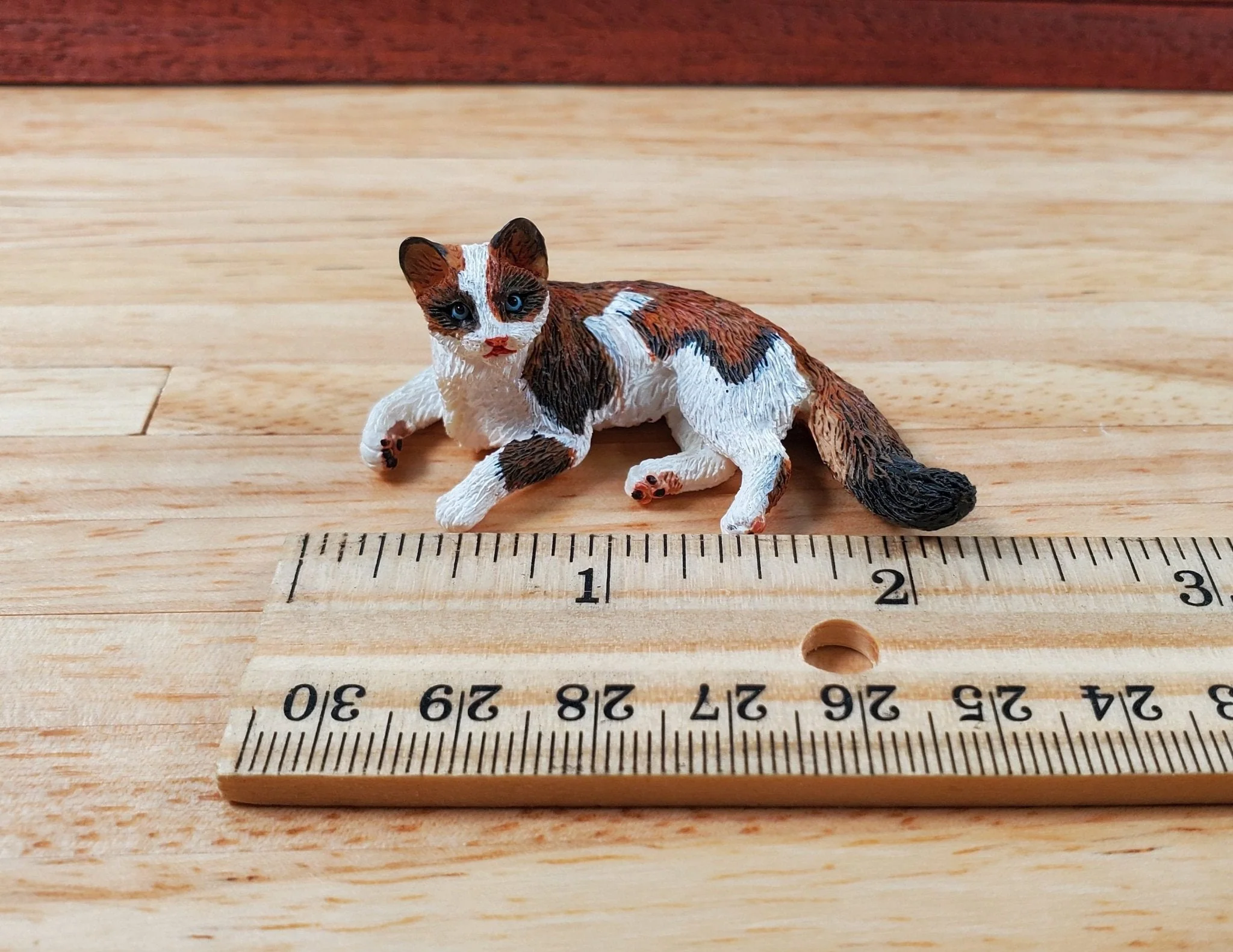 Dollhouse Calico Cat Lying Down 1:12 Scale (Large) Miniature Kitty Pet - Image 4
