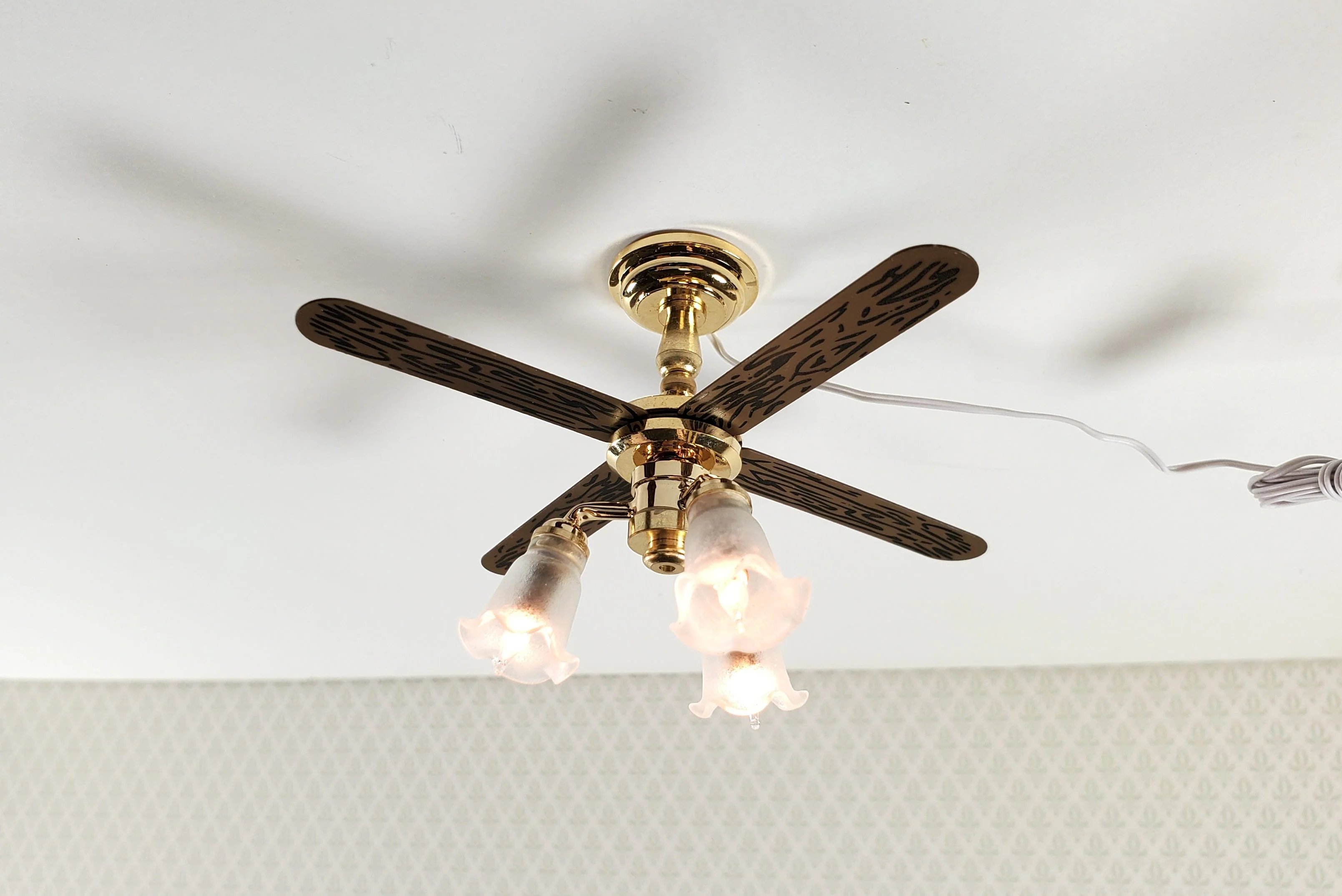 Dollhouse Ceiling Fan Light 12 Volt with Plug 1:12 Scale Miniature Tulip Shades - Image 2