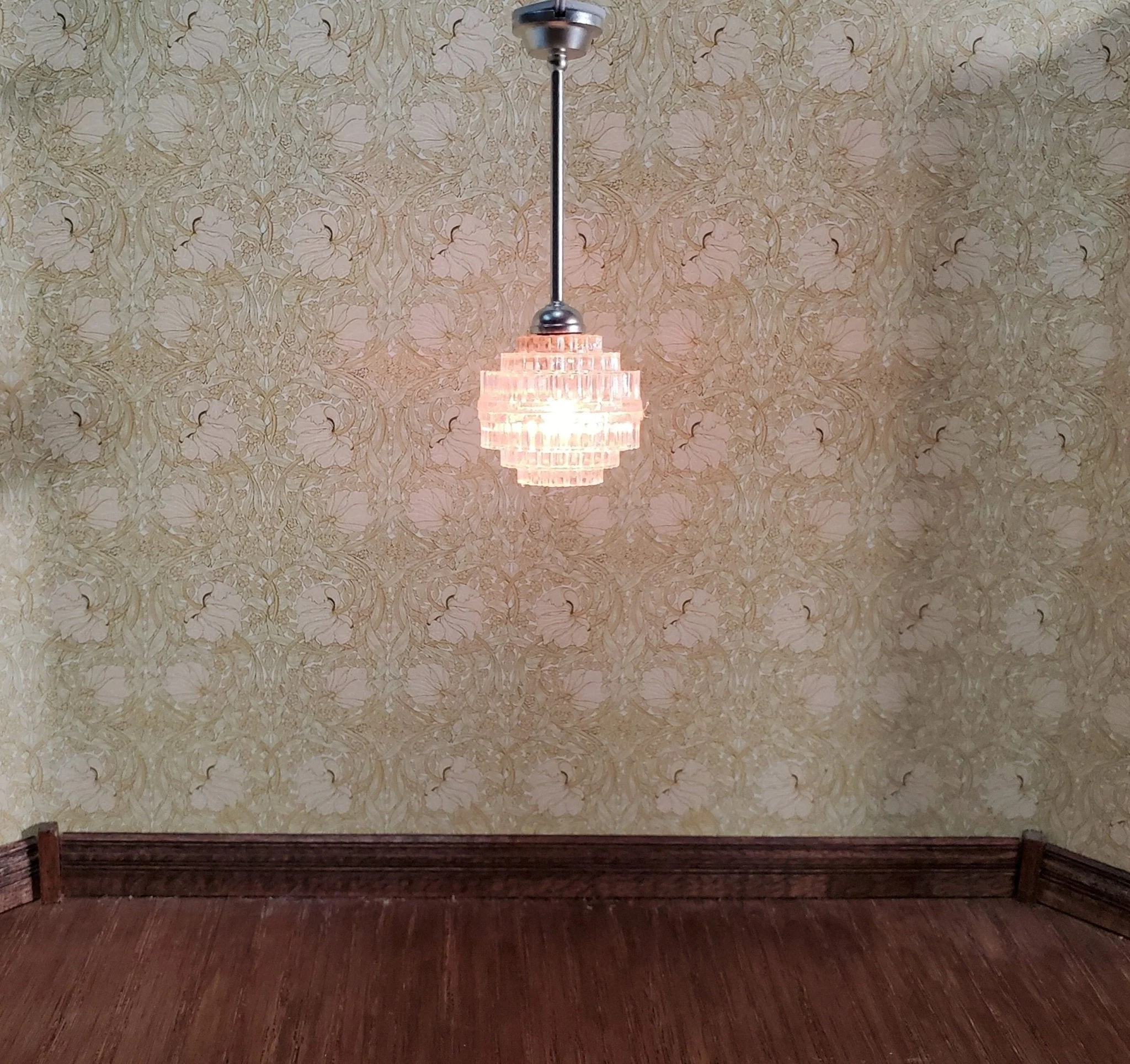Dollhouse Ceiling Light Art Deco Hanging Electric Plug-in 12 Volt 1:12 Scale Miniature