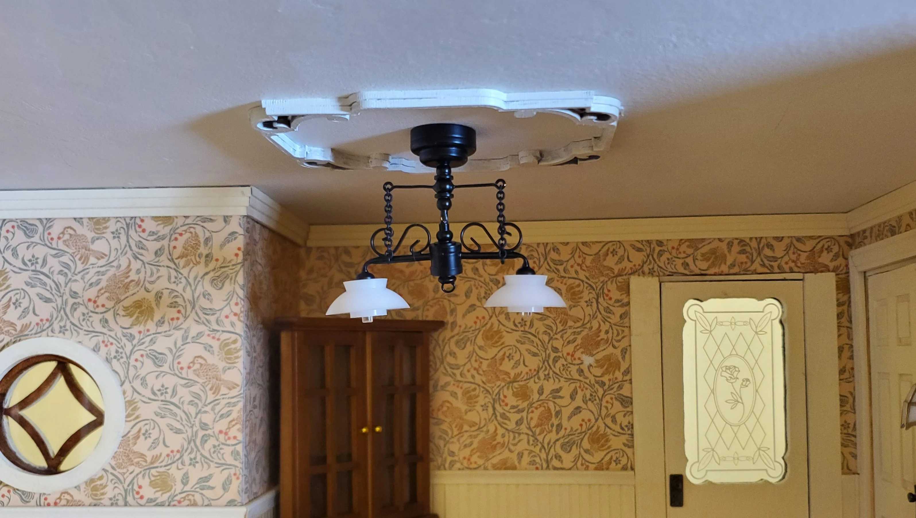 Dollhouse Ceiling Light Black with Chains & Wand 1:12 Miniature Battery Lamp - Image 3