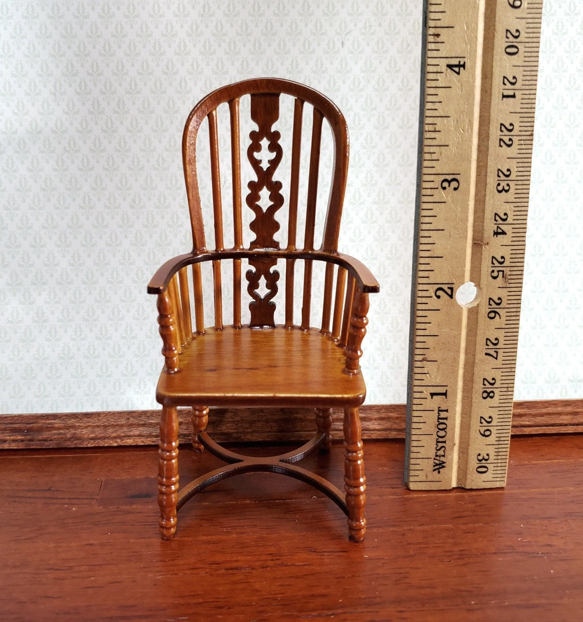 Dollhouse Chair Windsor Fiddleback Walnut Finish Wood 1:12 Miniature Furniture - Image 4