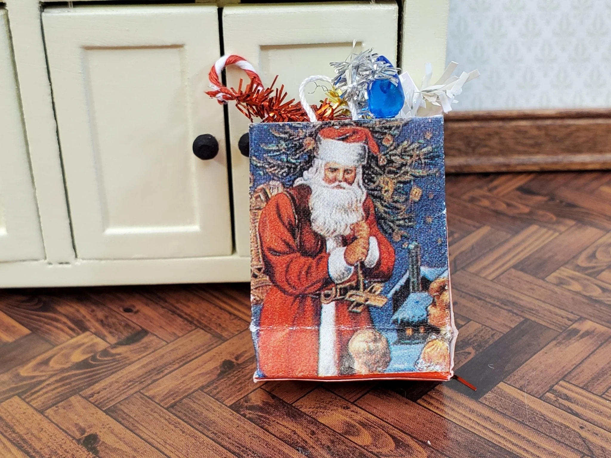 Dollhouse Christmas Holiday Shopping Bag Santa Claus 1:12 Scale Miniature Accessories - Image 2