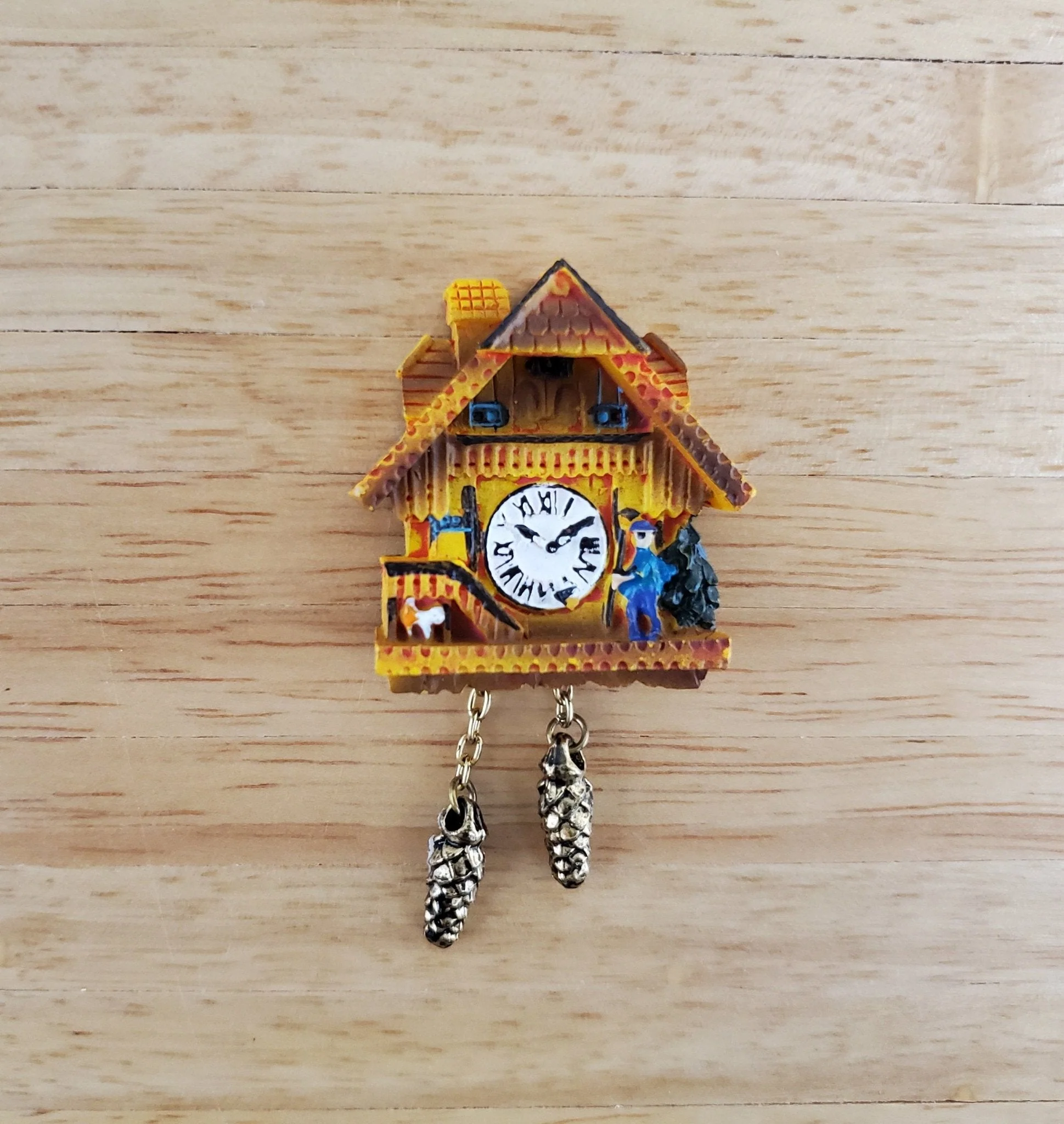 Dollhouse Cuckoo Clock Resin Honey Color by Reutter 1:12 Miniature Scale German Style