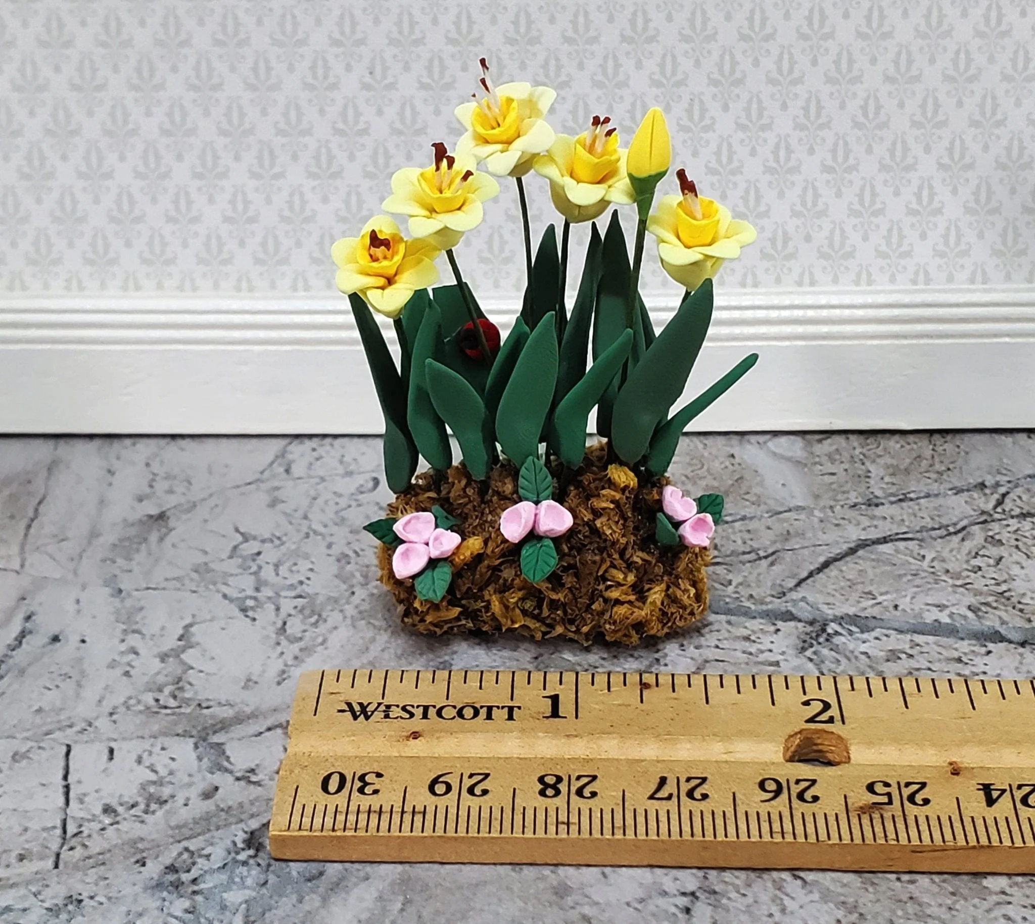 Dollhouse Daffodils Flower Bed Border Yellow 1:12 Scale Miniature Garden - Image 4