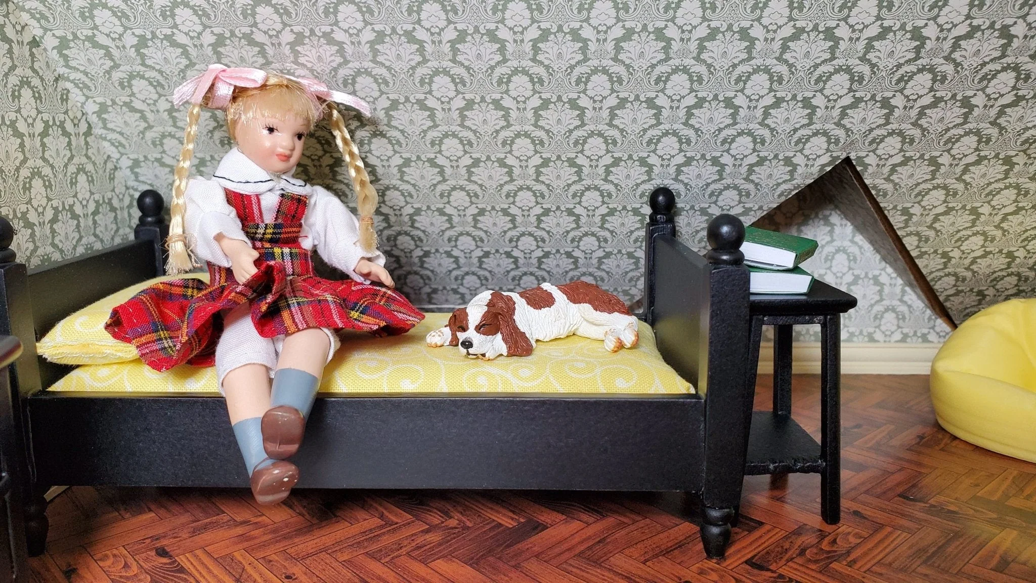 Dollhouse Dog English Cocker Spaniel Sleeping 1:12 Scale Miniature Animal - Image 3