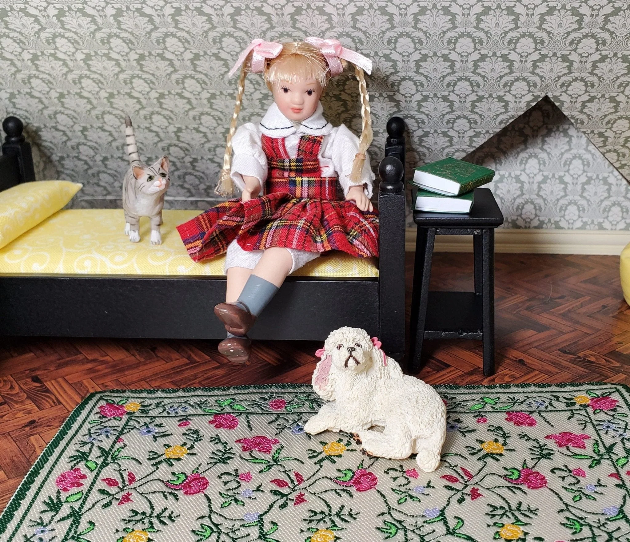 Dollhouse Dog White Poodle Laying Down Head Up 1:12 Scale Miniature Animal - Image 3