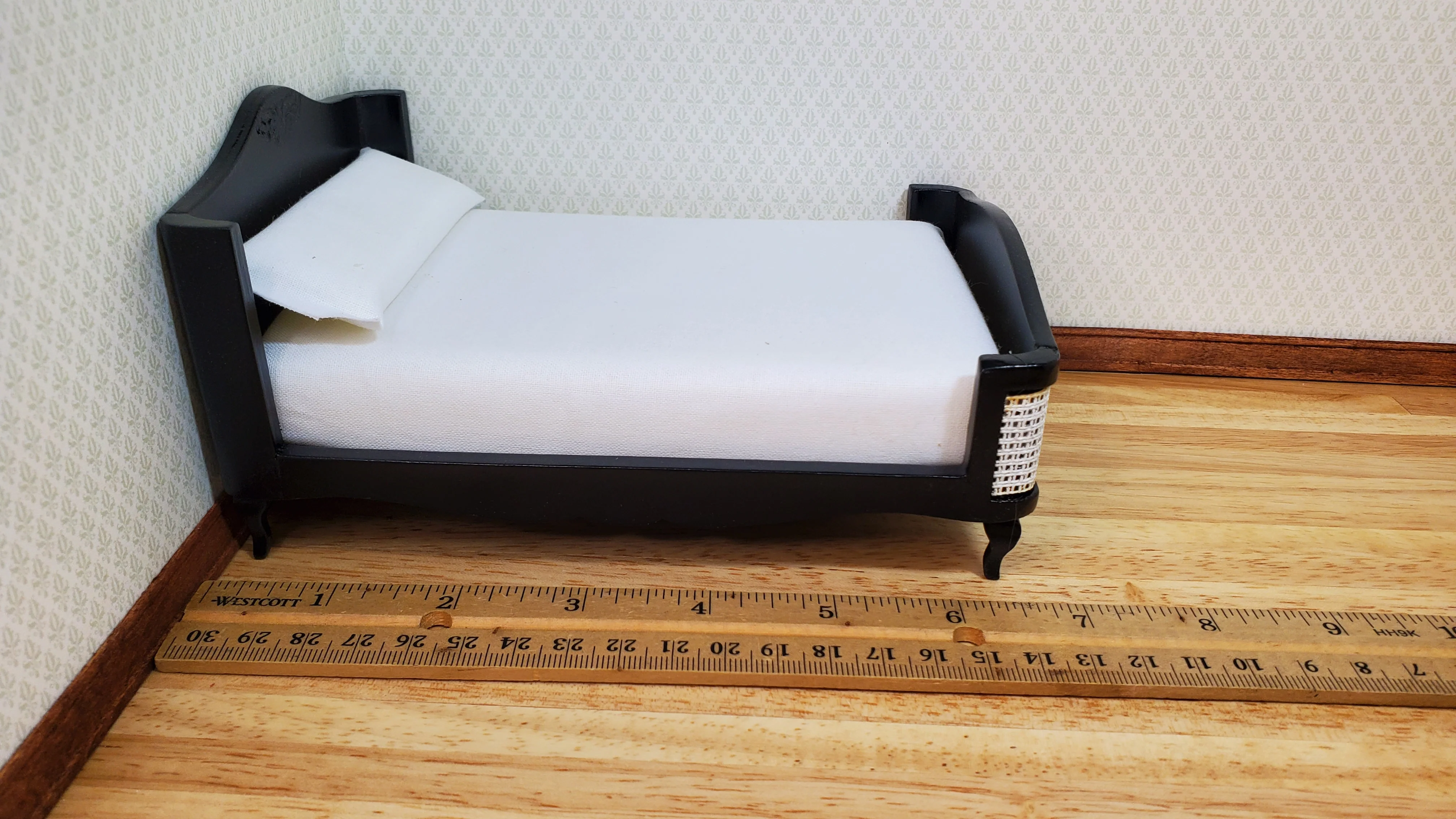 Dollhouse Double Bed Wood with Black Finish 1:12 Scale Bedroom Furniture - Image 4