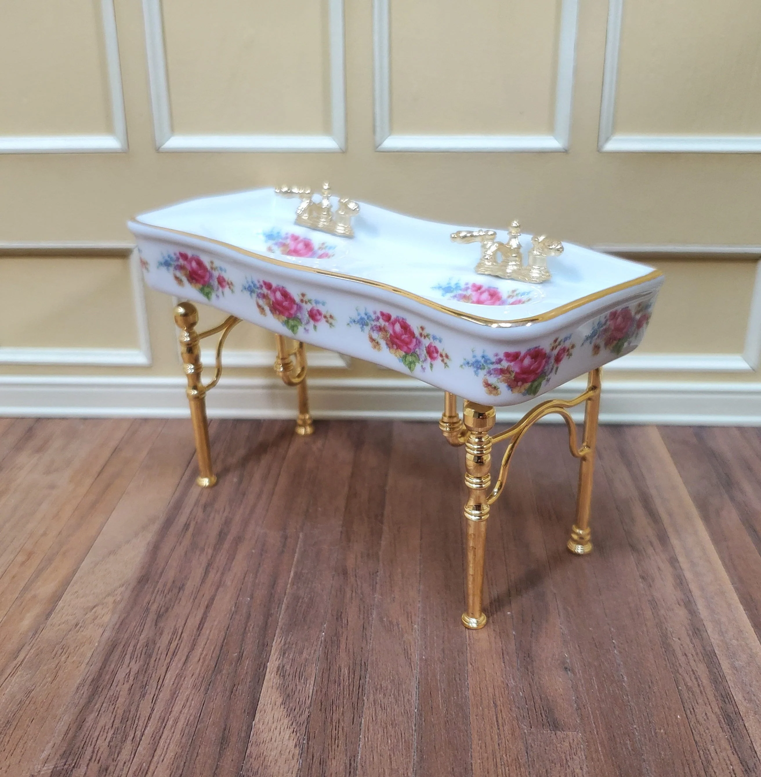Dollhouse Dresden Rose Double Sink Bathroom Reutter Porcelain 1:12 Scale Miniature - Image 2