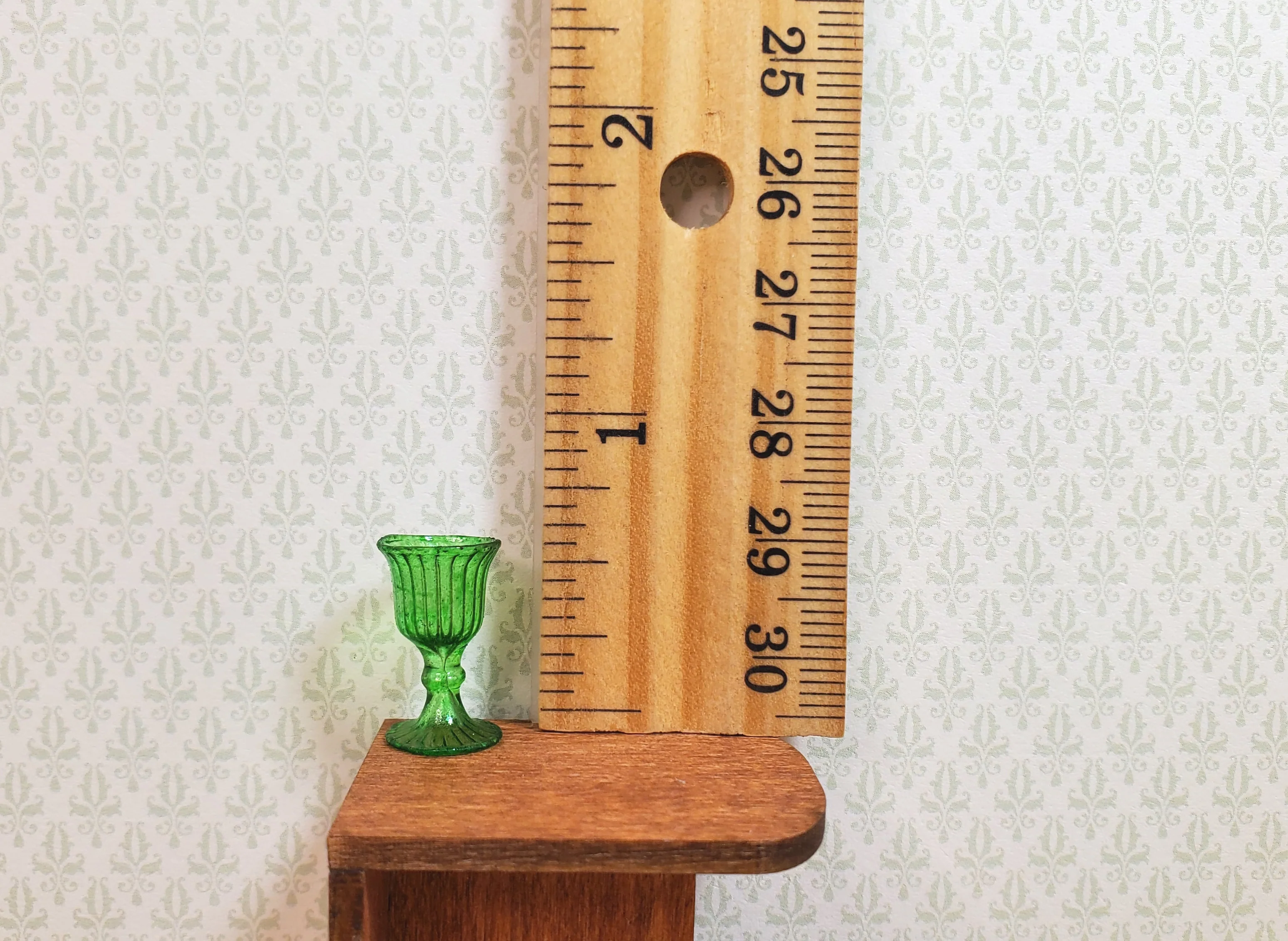Dollhouse Fancy Medium Green Water or Wine Glass 1:12 Scale Miniature - Image 3