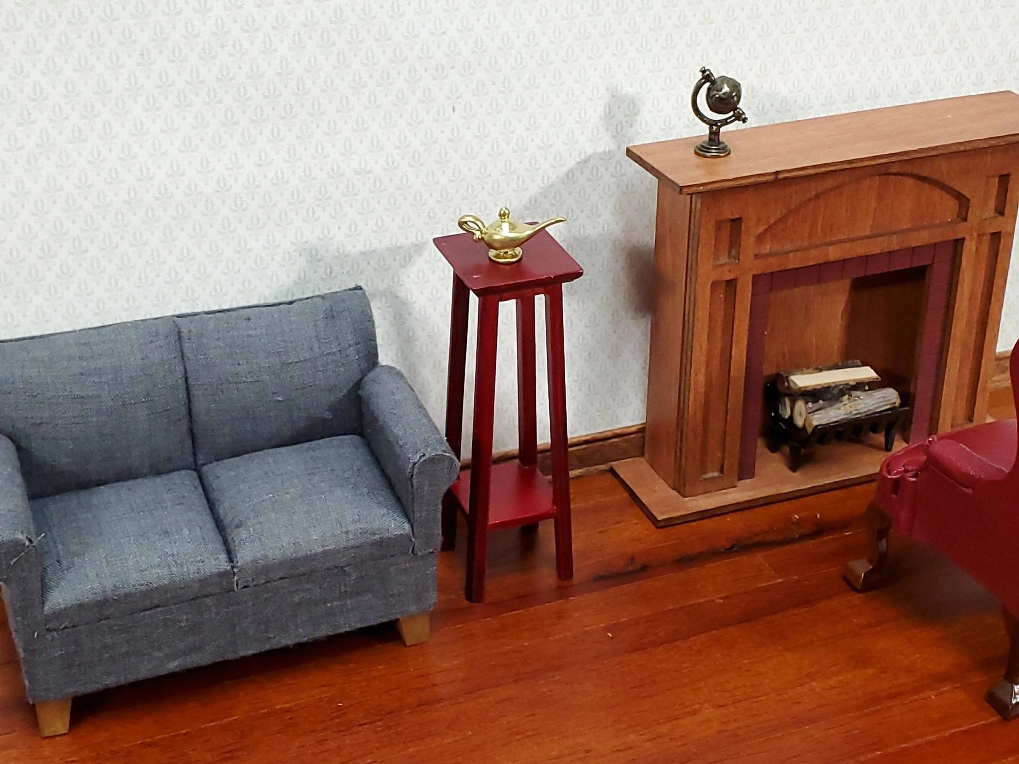 Dollhouse Fern or Plant Stand Tall Wood Mahogany Finish 1:12 Scale Miniature Furniture - Image 4