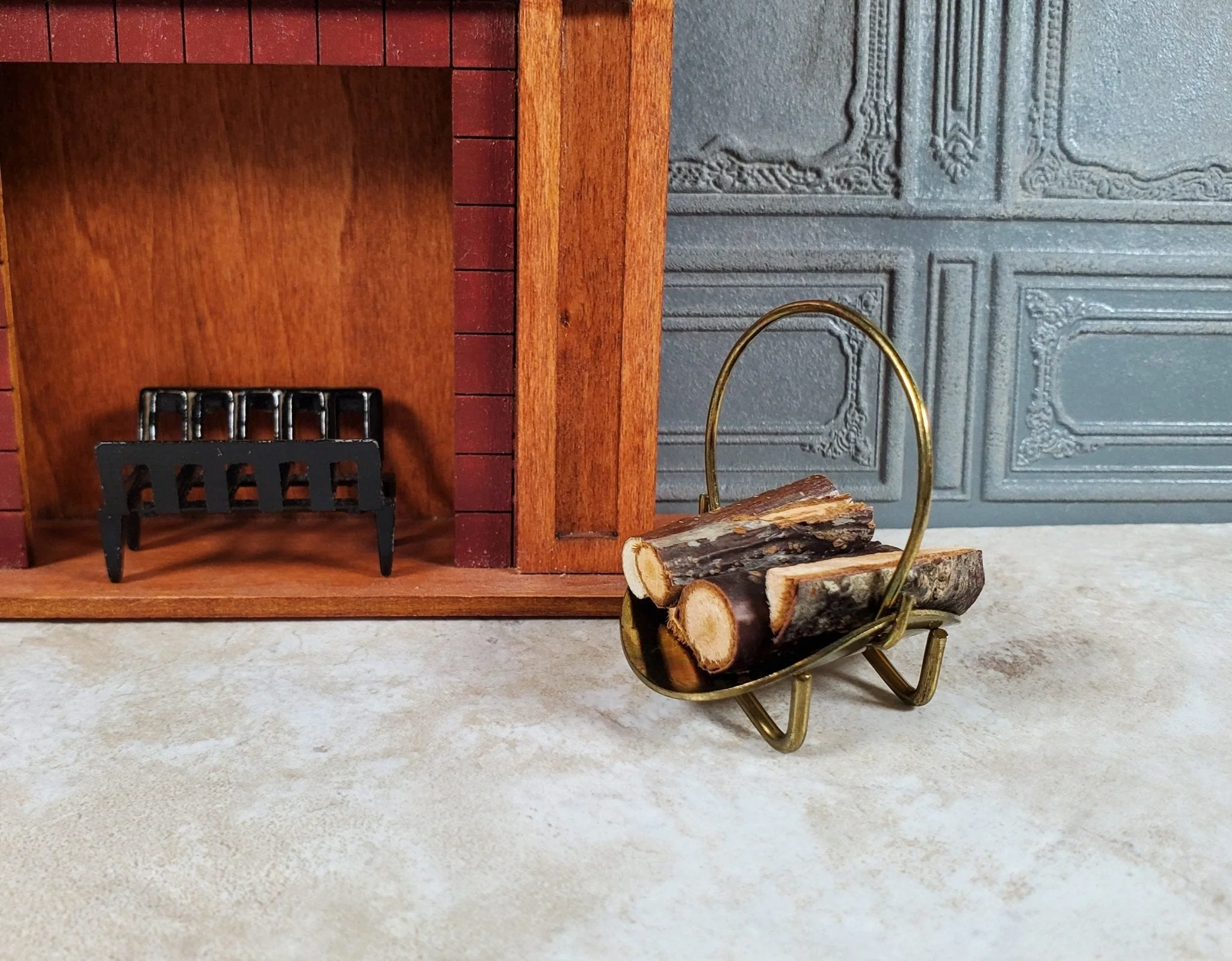 Dollhouse Fireplace Log Rack Holder with Handle Gold Metal 1:12 Scale Miniature - Image 3