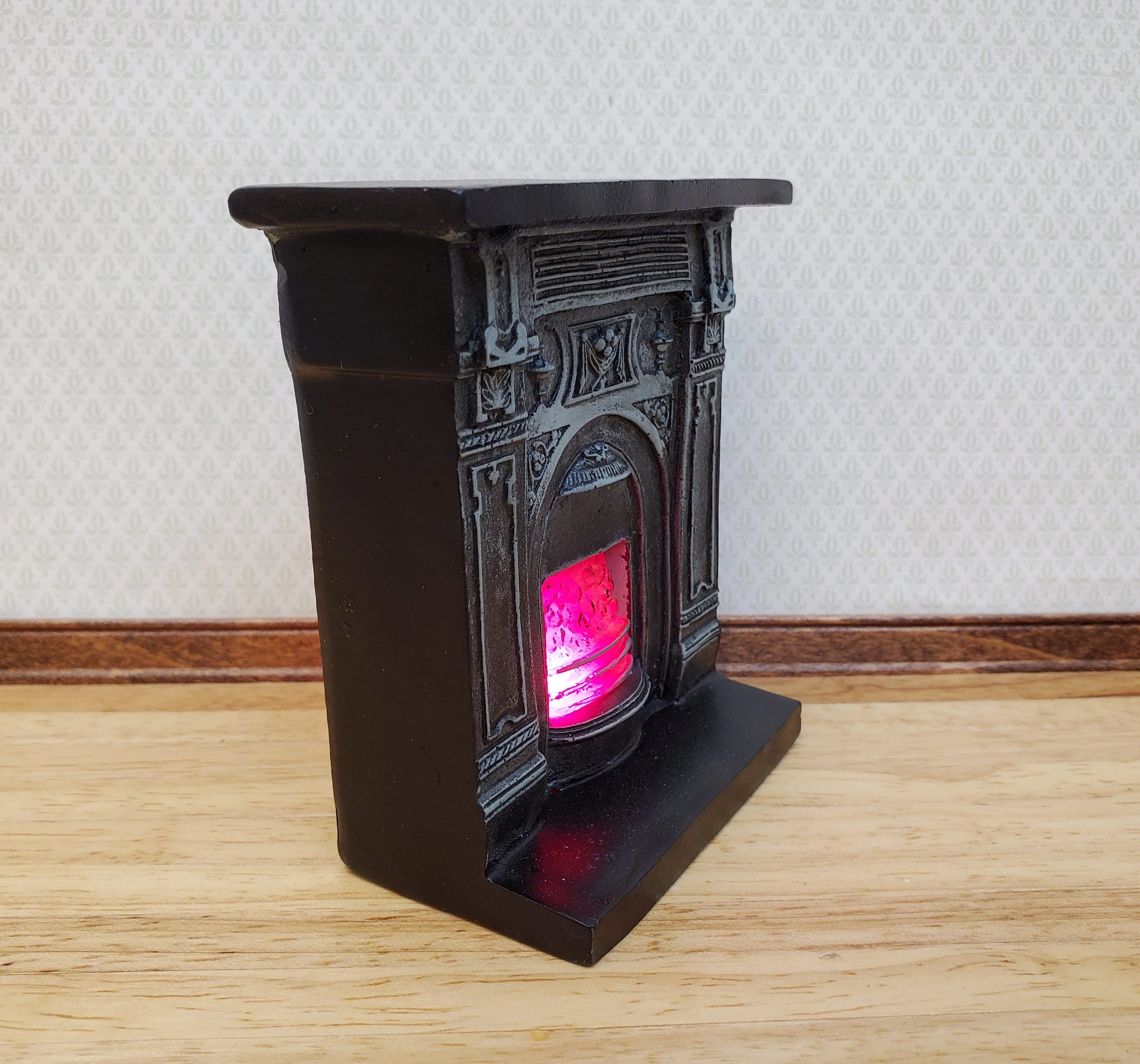 Dollhouse Fireplace with "Lit" Fire Victorian Style 1:12 Scale Miniature Furniture - Image 4