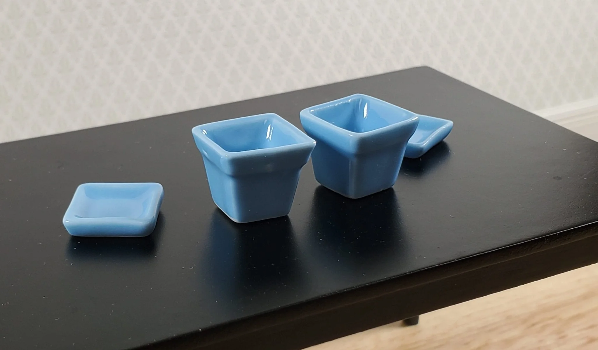 Dollhouse Flower Pots Planters Set of 2 Blue Ceramic 1:12 Scale Miniature - Image 3