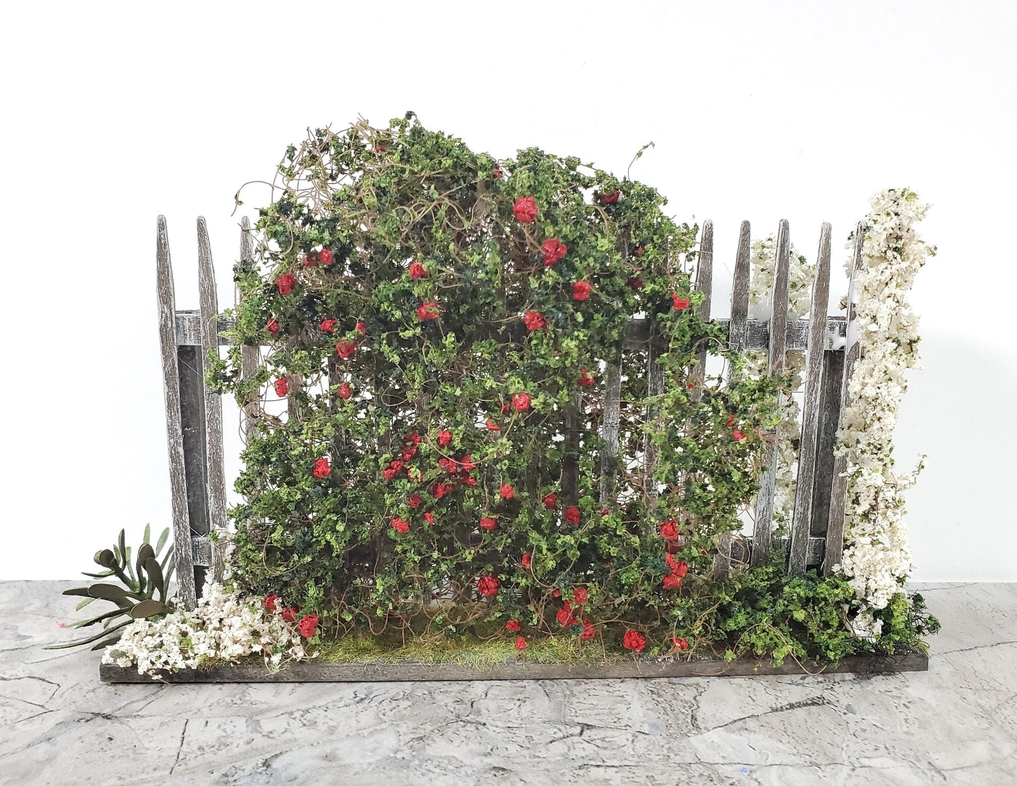 Dollhouse Flowers with Fence Red White Large 1:12 Scale Miniature 2 Sided
