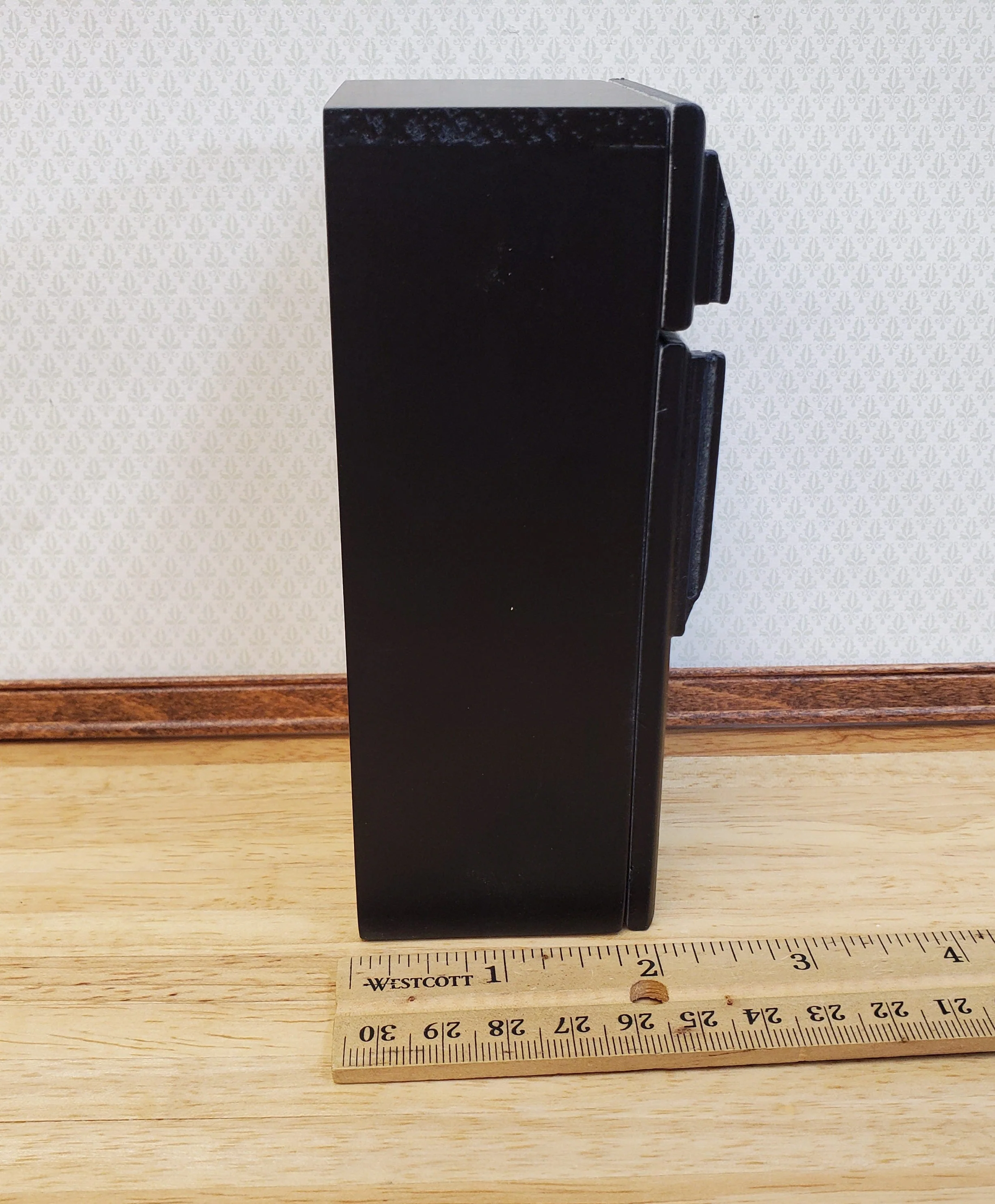 Dollhouse Fridge Modern Refrigerator Freezer Black 2 Door 1:12 Scale Miniature - Image 4