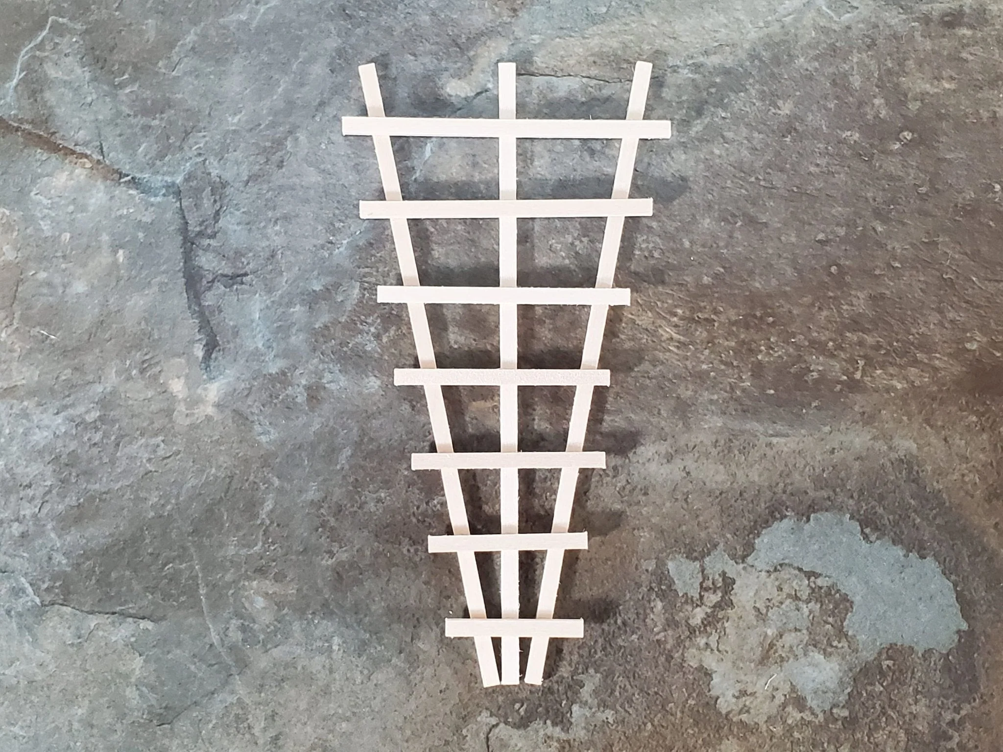 Dollhouse Garden Trellis for Flowers V Shaped Unpainted Wood 5 5/8" Tall Miniature