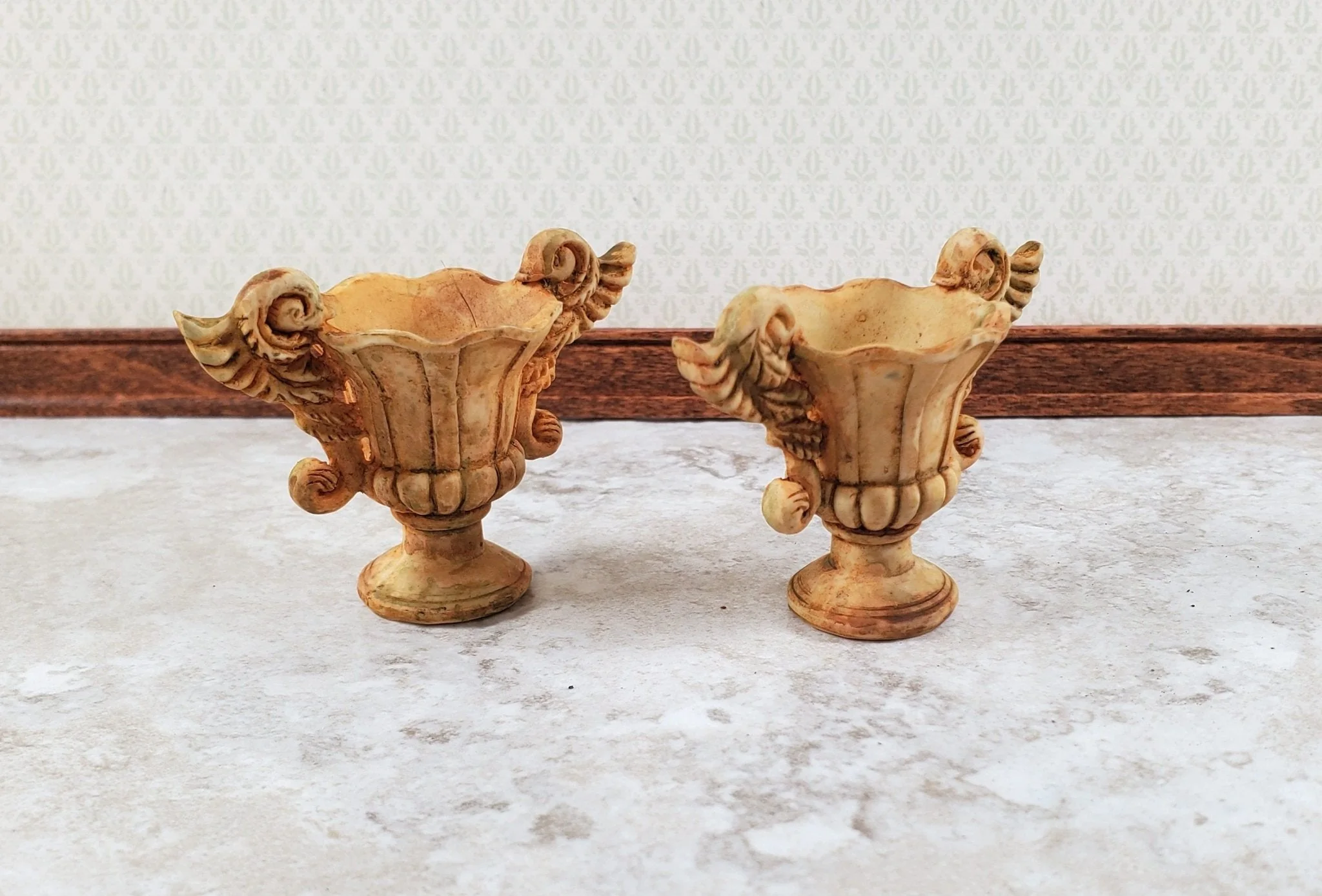 Dollhouse Garden Urn Planters x2 Angel Wings Aged Tan Finish Planters 1:12 Scale A4477AG by Falcon - Image 3