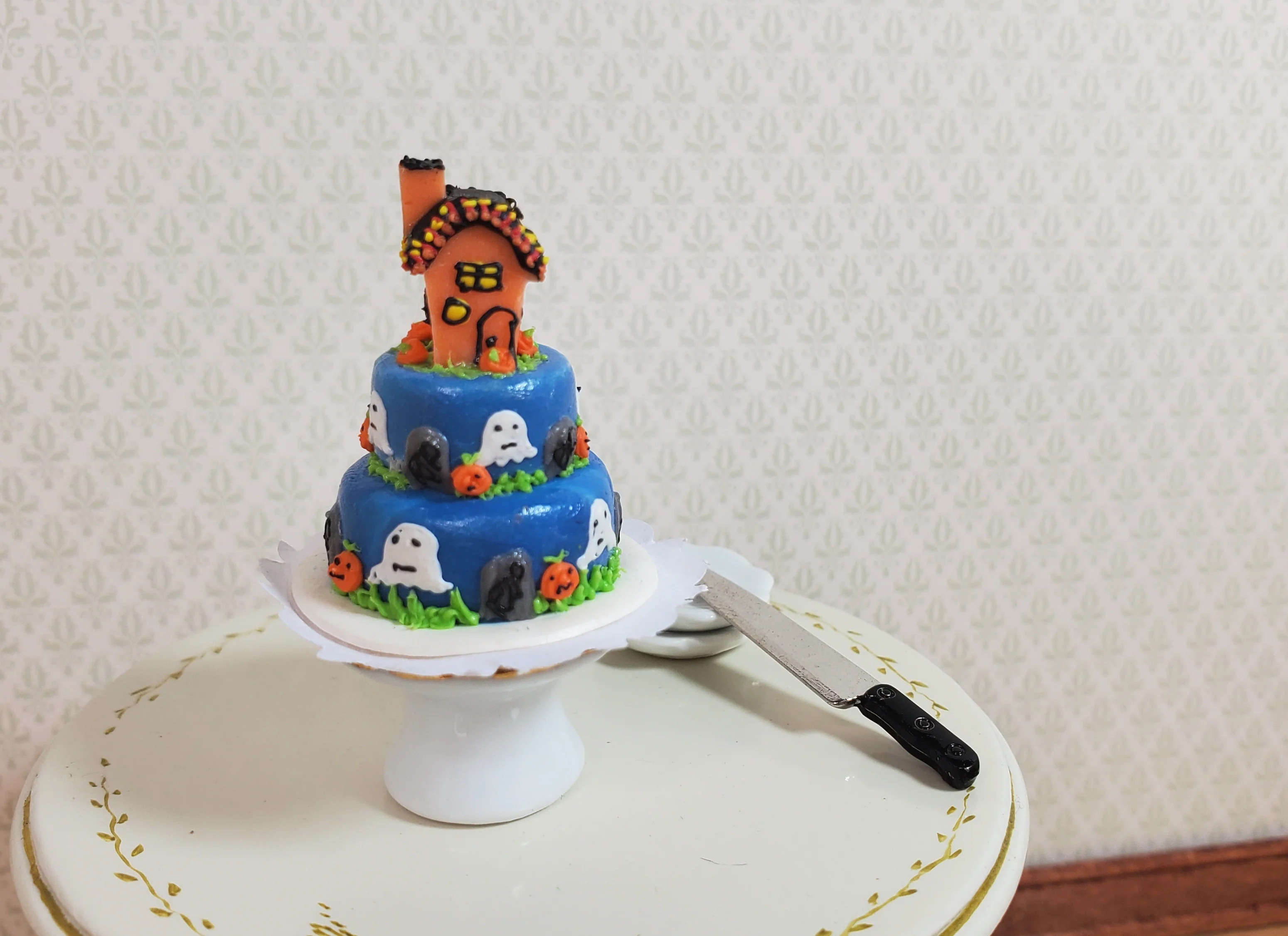 Dollhouse Ghostly Haunt 3 Tier Cake 1:12 Scale Miniature Dessert Food - Image 2