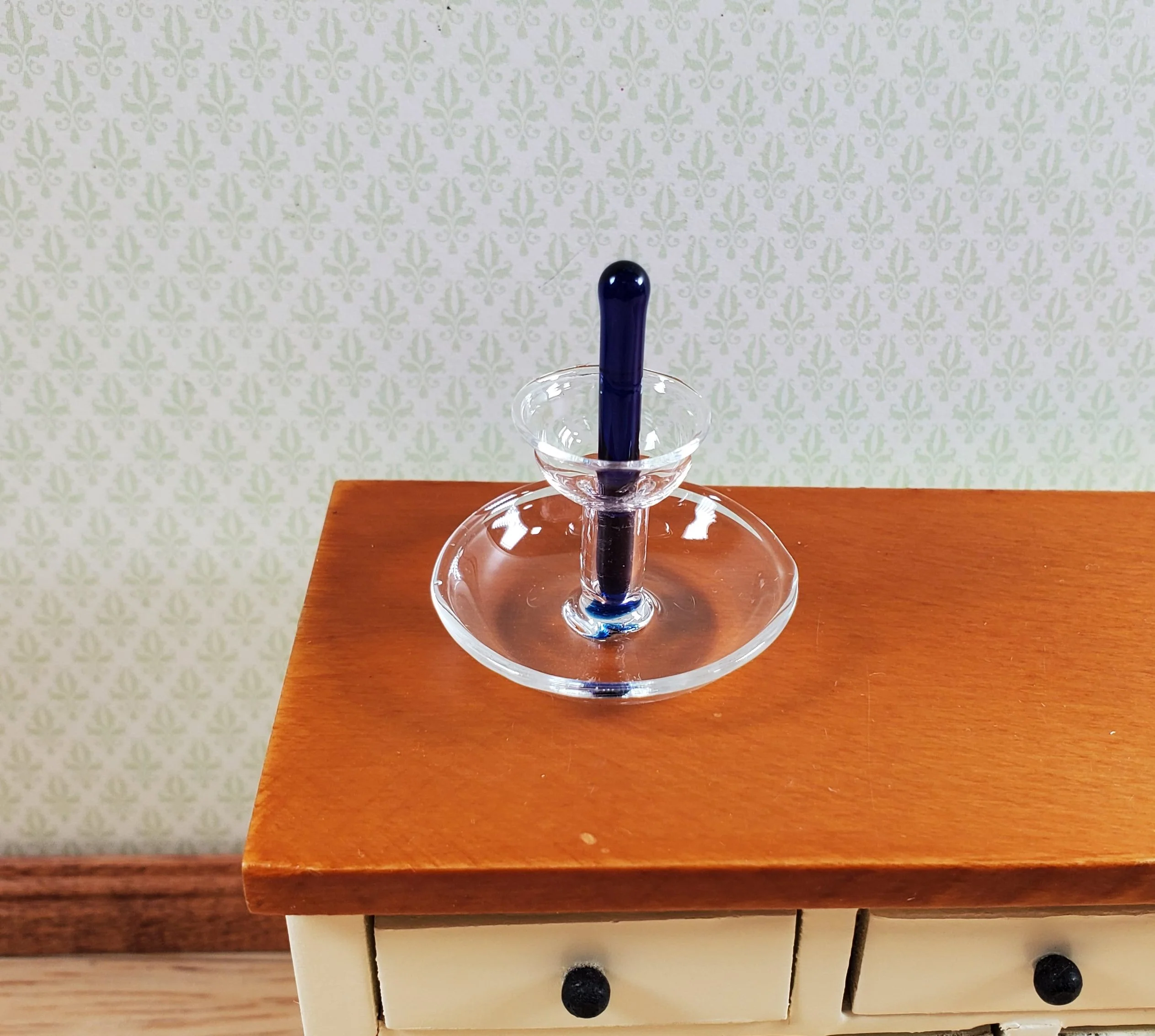 Dollhouse Glass 2-Tier Serving Stand Cobal Blue Center 1:12 Scale Miniature - Image 3