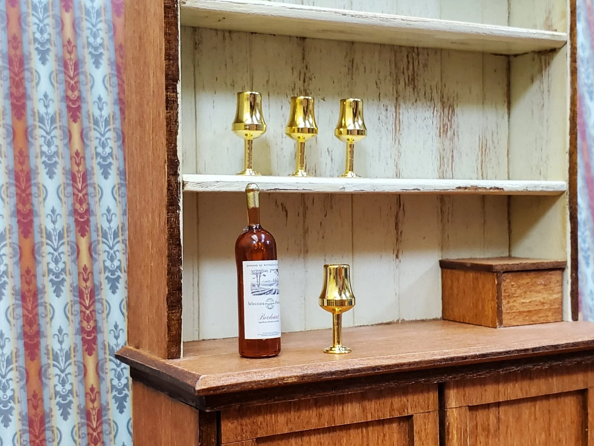 Dollhouse Goblets Tall Gold Metal Set of 4 1:12 Scale Miniatures Kitchenware Glasses - Image 3