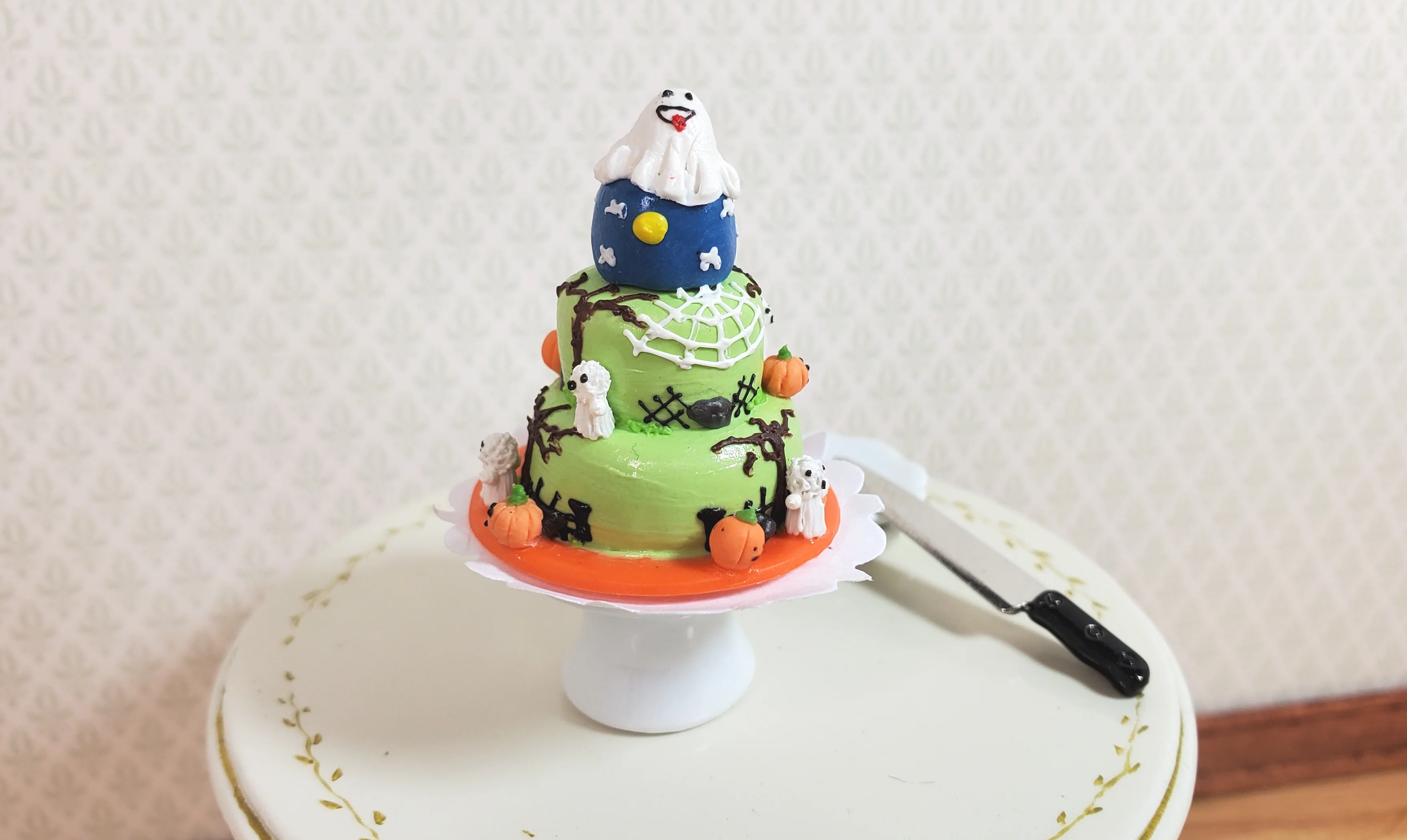 Dollhouse Goofy Ghosts 3 Tier Halloween Cake 1:12 Scale Miniature Dessert - Image 2