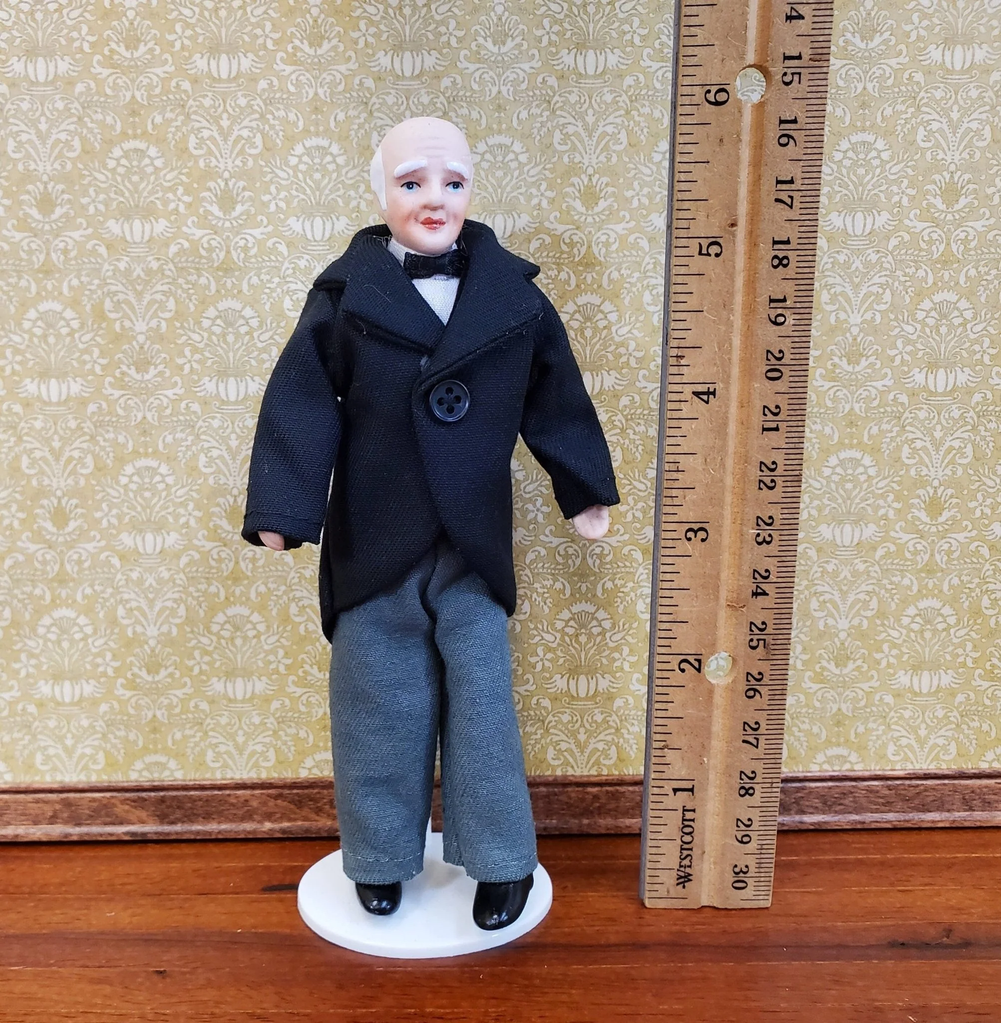 Dollhouse Grandfather or Butler Porcelain Male Man Poseable 1:12 Scale Miniature - Image 4
