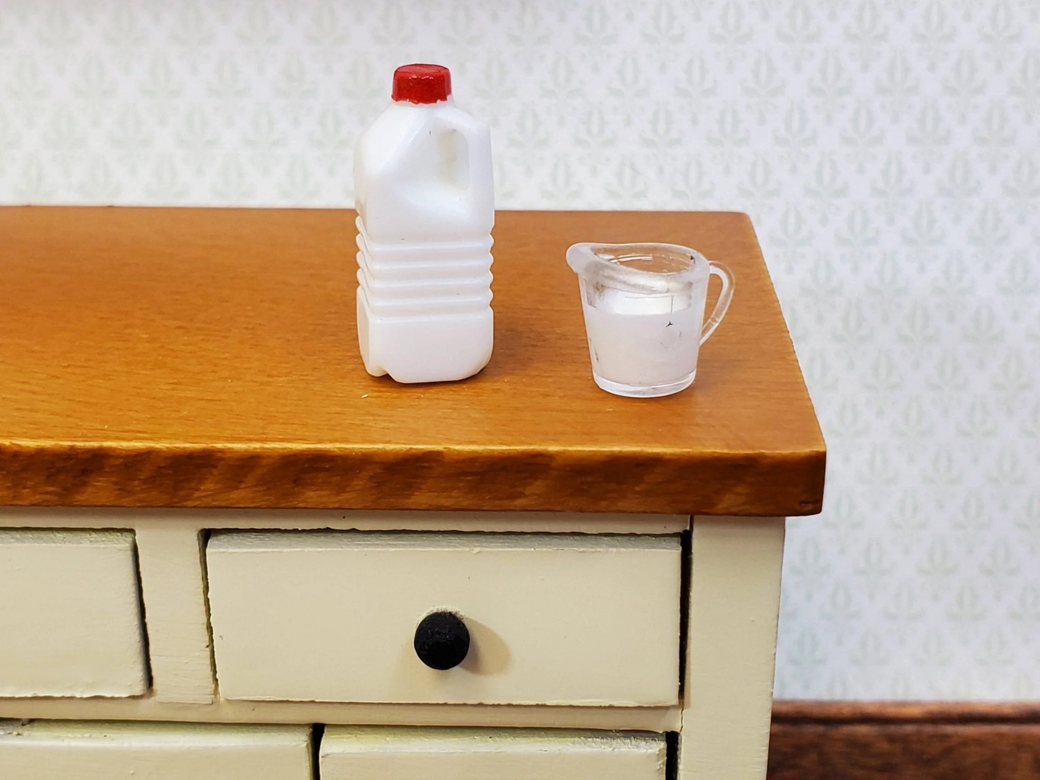 Dollhouse Half Gallon of White Milk with Filled Measuring Cup 1:12 Scale Miniature