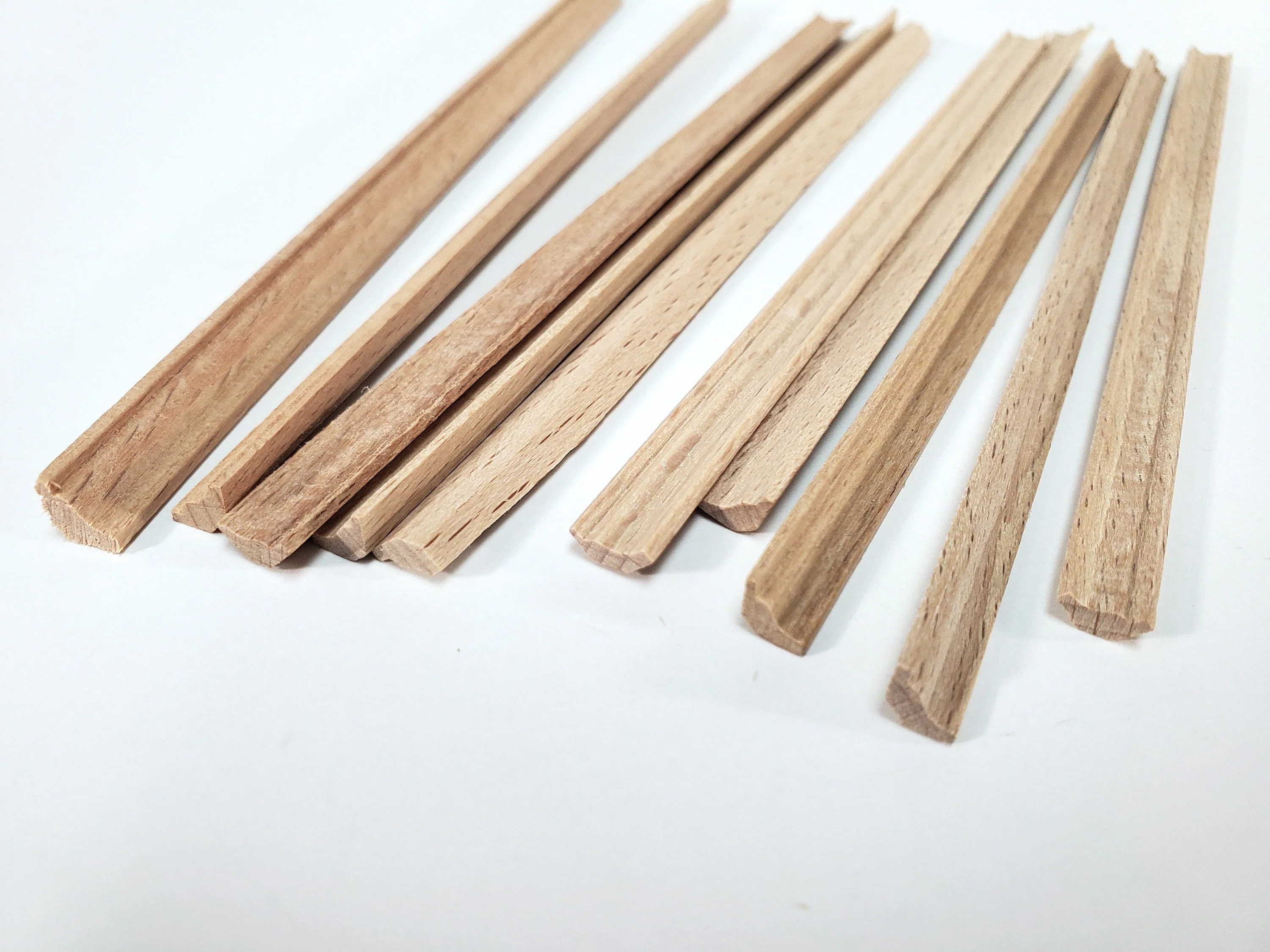 Dollhouse HALF SCALE Crown Cornice Molding Trim 10 Short Pieces 1/4" wide x 6" long 1:24 Scale 77069 - Image 4