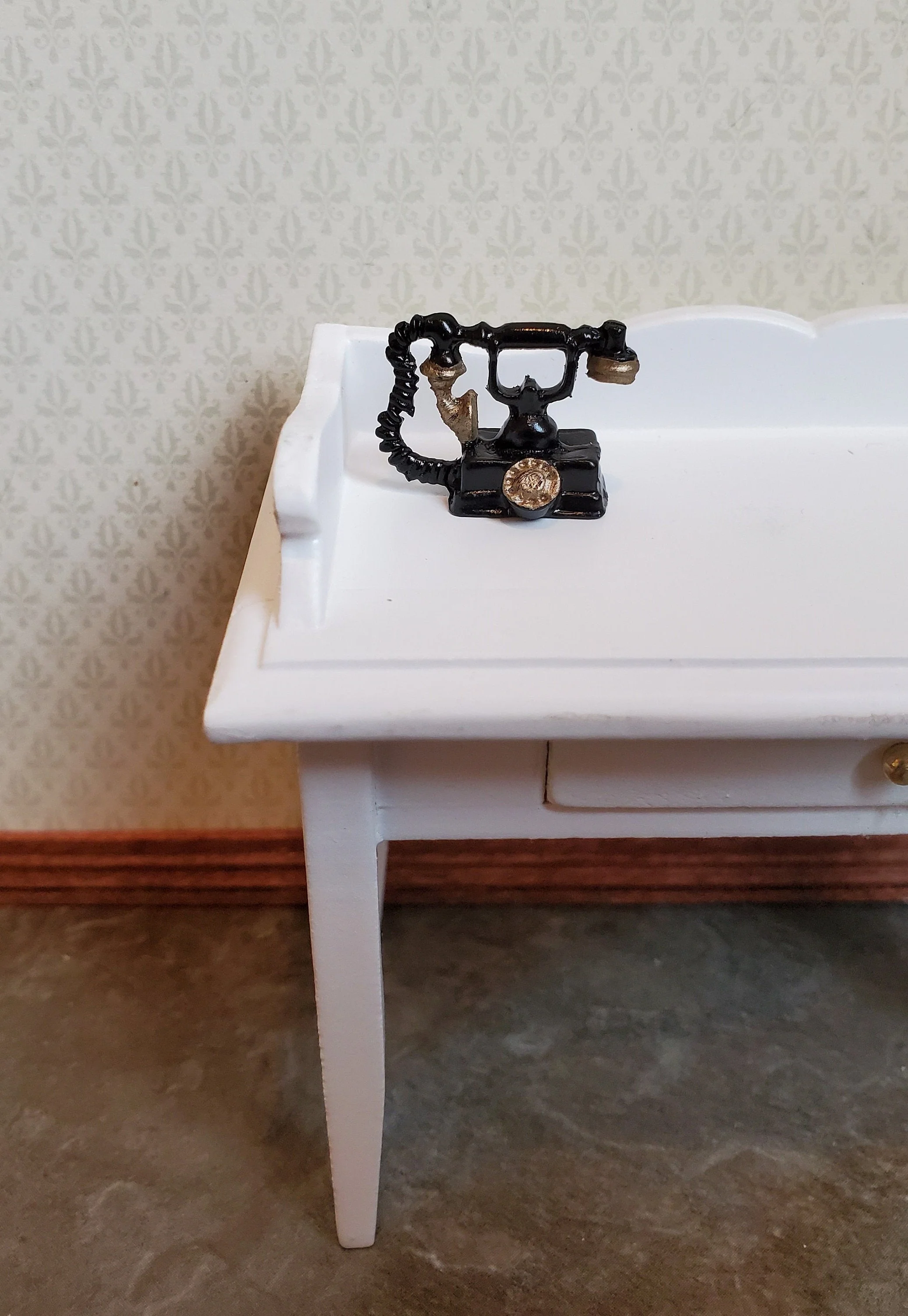 Dollhouse HALF SCALE Old Fashioned Victorian Telephone Black Gold 1:24 Miniature - Image 2