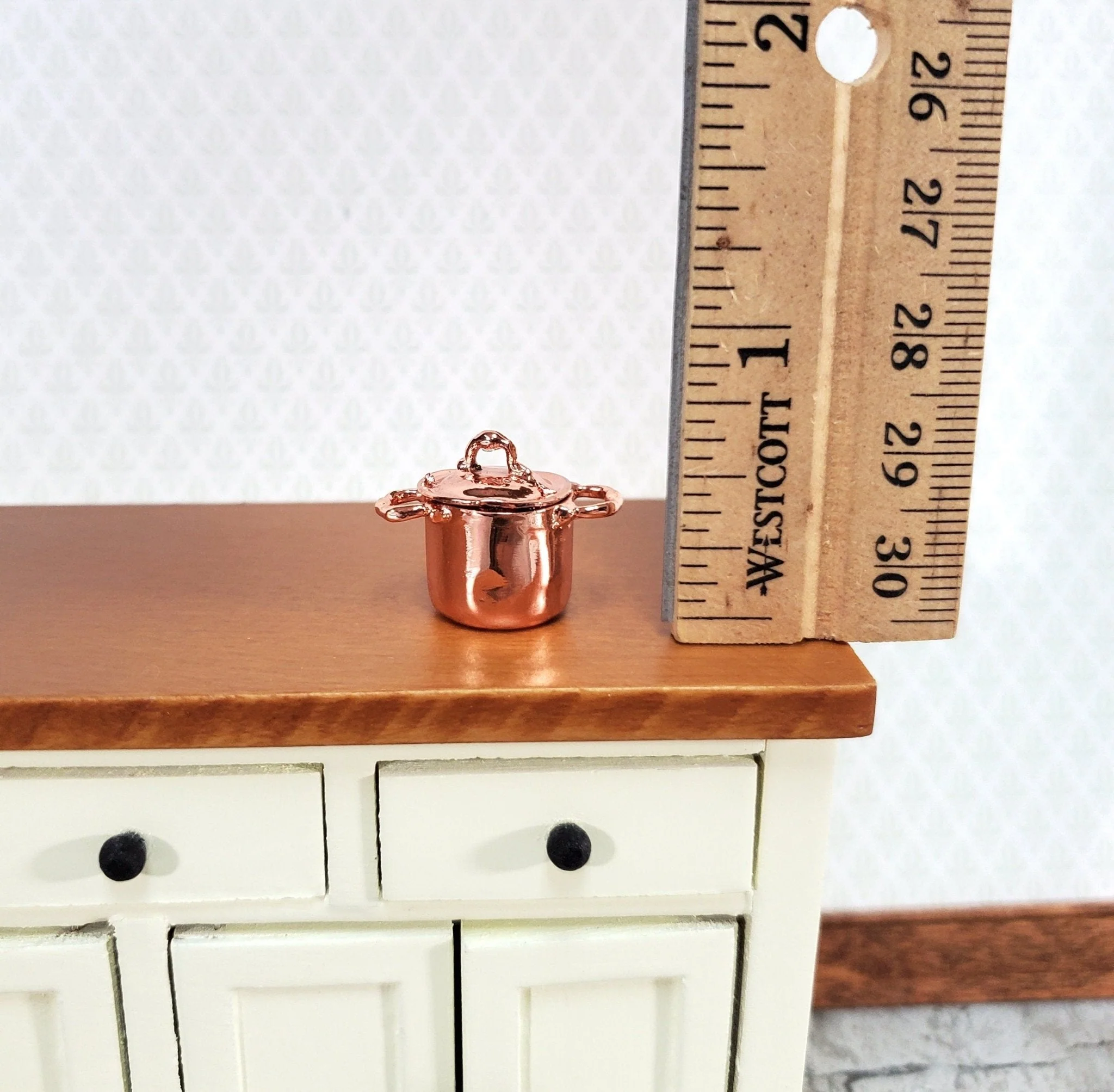 Dollhouse Half Scale Tall Copper Soup Cooking Pot with Lid 1:24 Falcon Miniatures - Image 3
