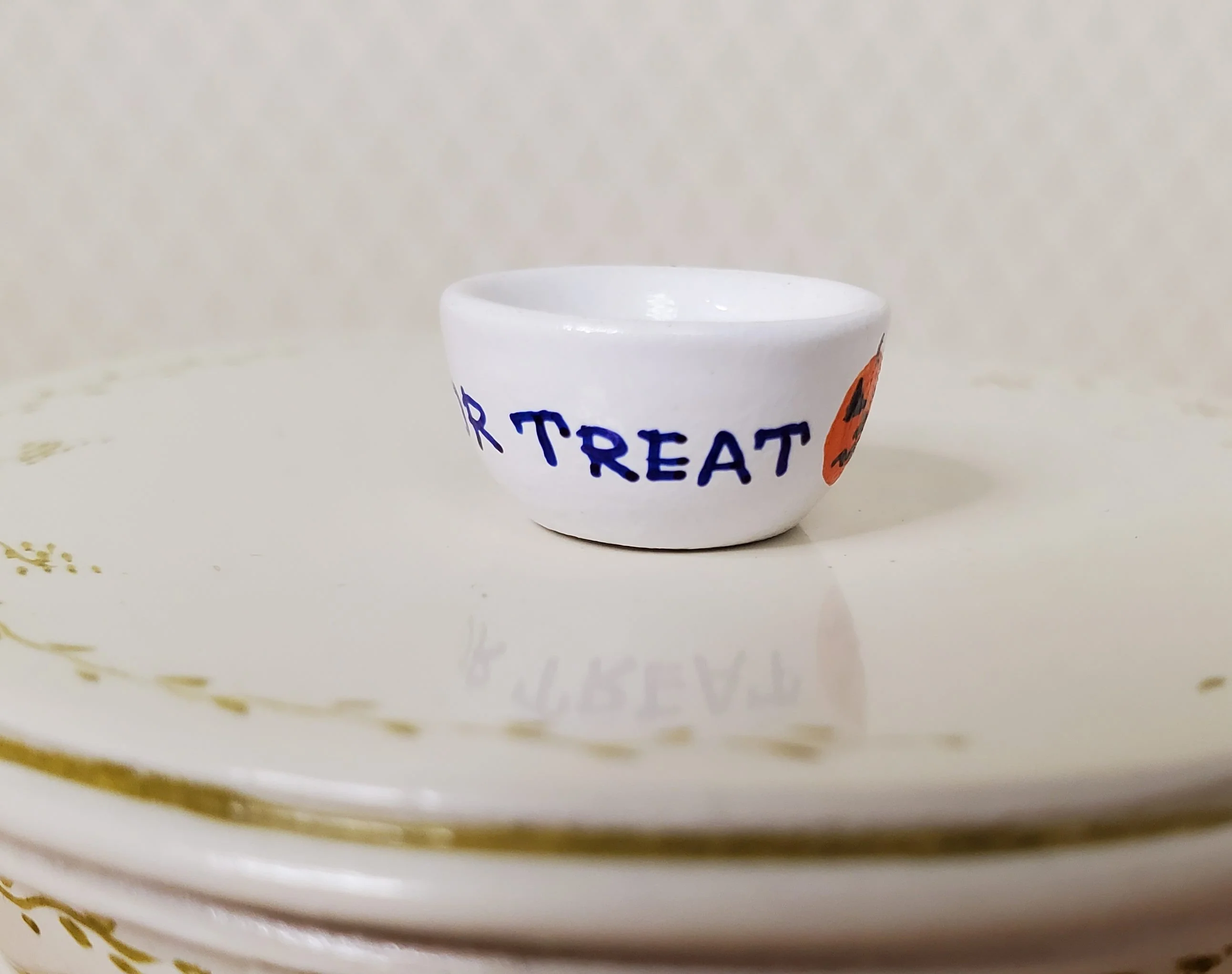 Dollhouse Halloween Trick or Treat Bowl 1:12 Scale Miniature - Image 3