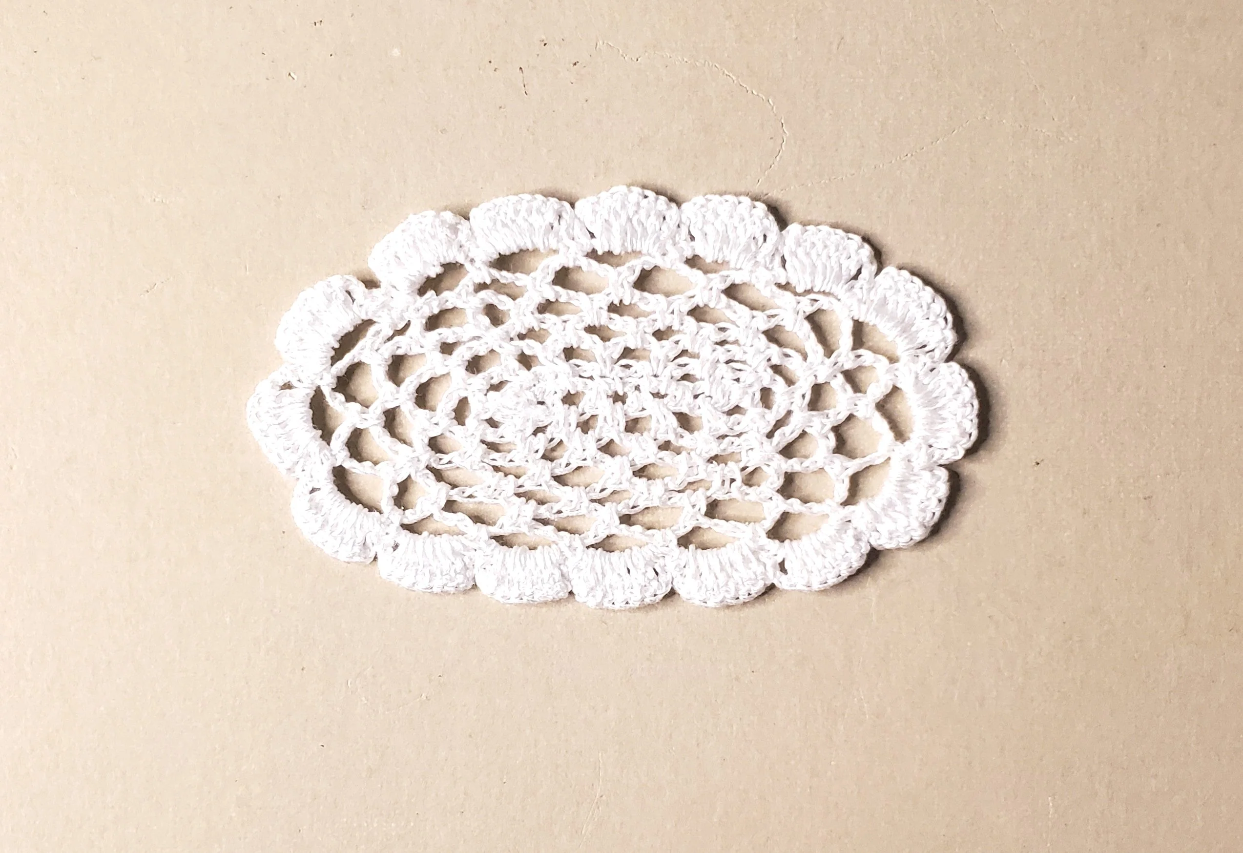 Dollhouse Hand Crocheted Oval Doily White Medium Size 1:12 Scale Miniature