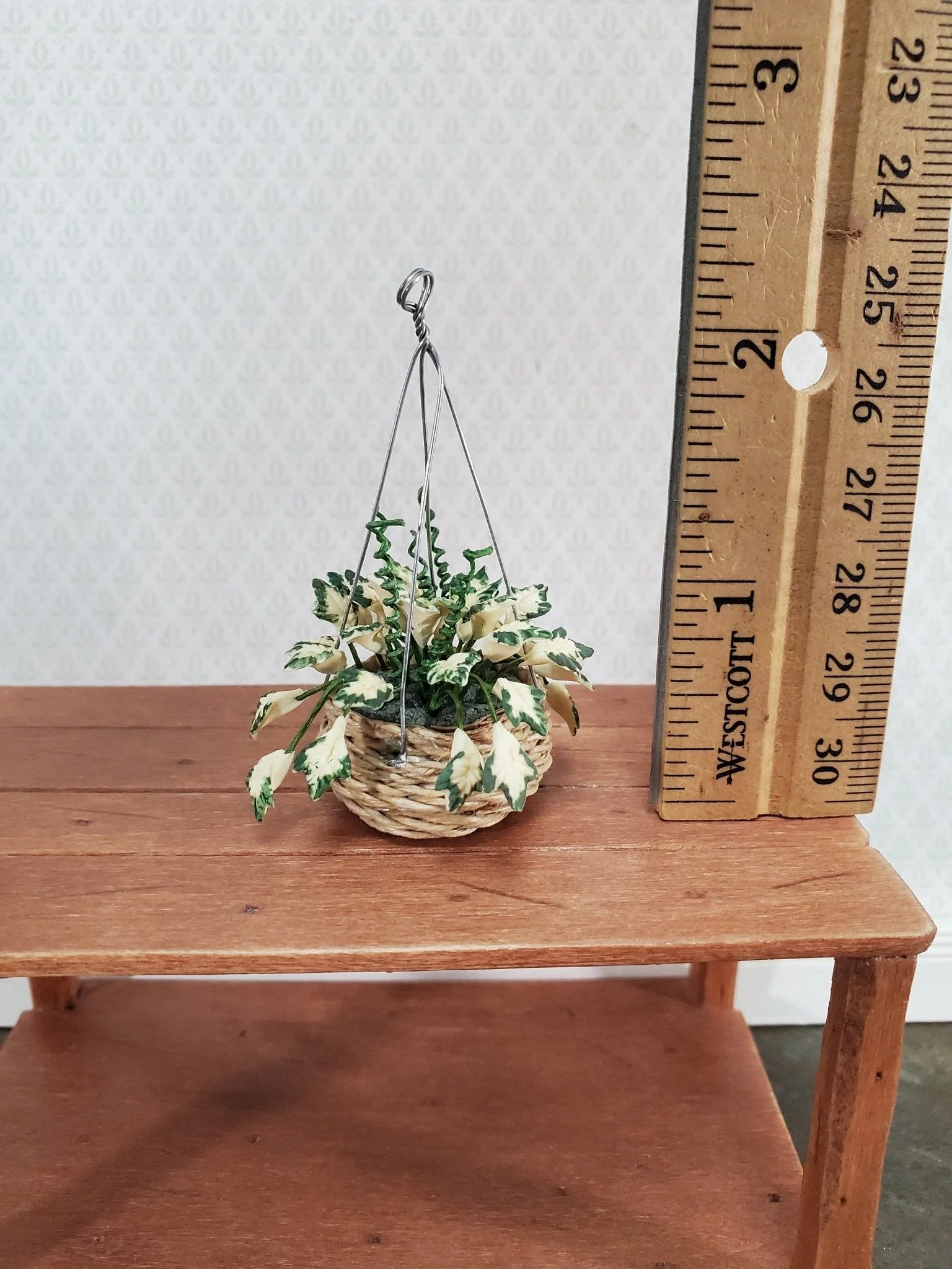 Dollhouse Hanging Plant Variegated English Ivy in Natural Basket 1:12 Scale Miniature - Image 3