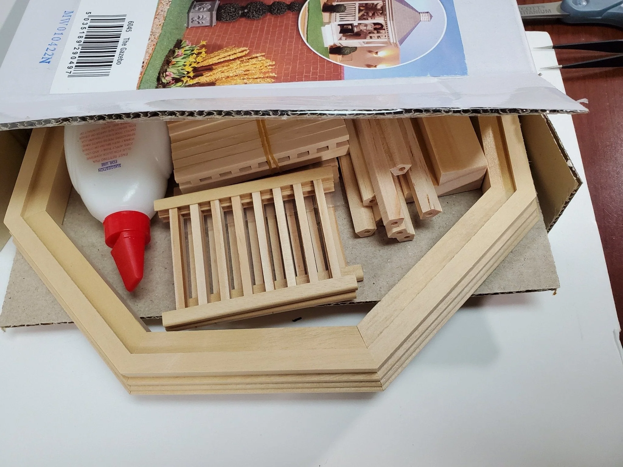 Dollhouse KIT Gazebo Patio Deck with Railings Wood DIY 1:12 Scale Miniature - Image 5
