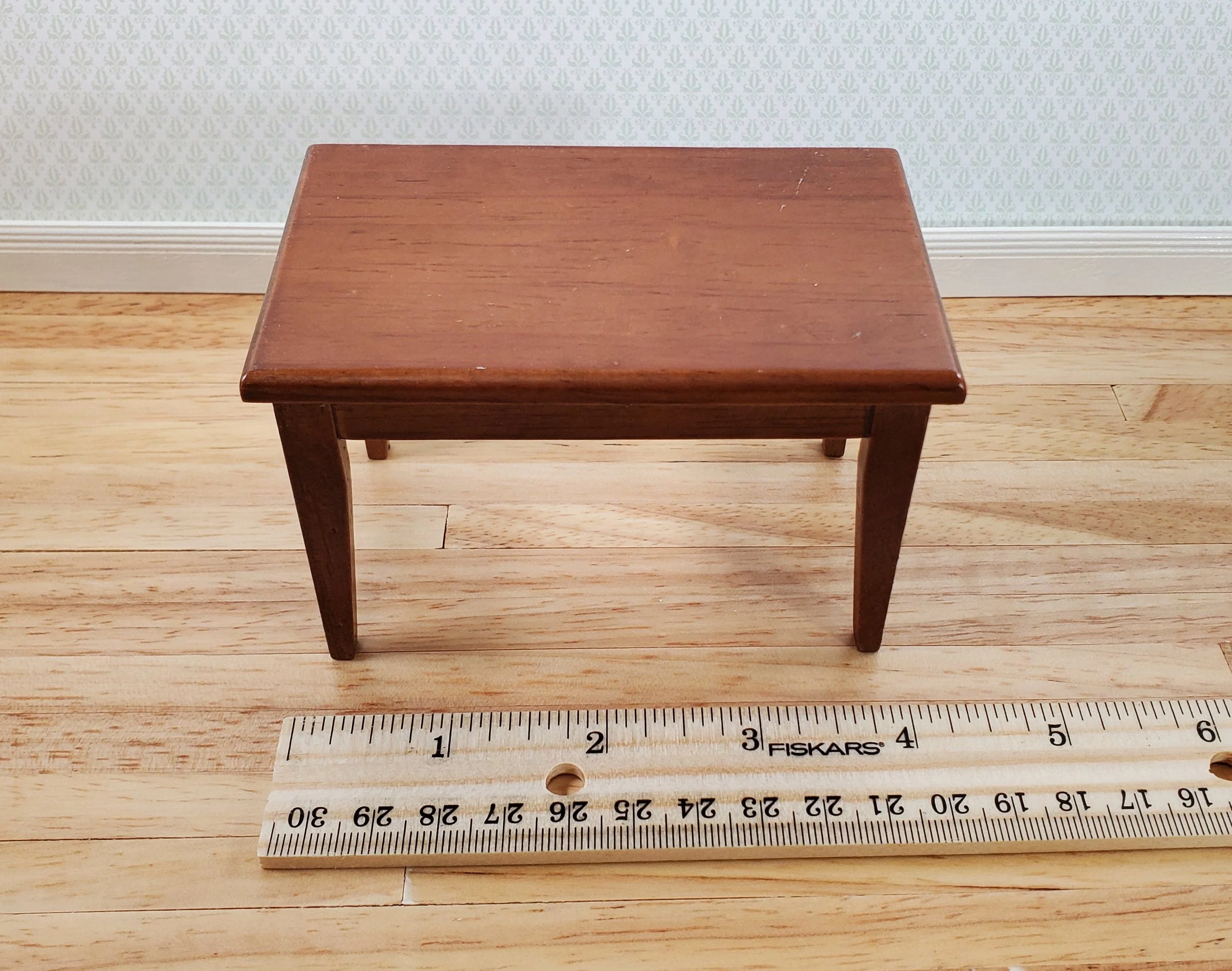 Dollhouse Kitchen Table with 4 Chairs Walnut Finish 1:12 Scale Miniature Furniture - Image 4